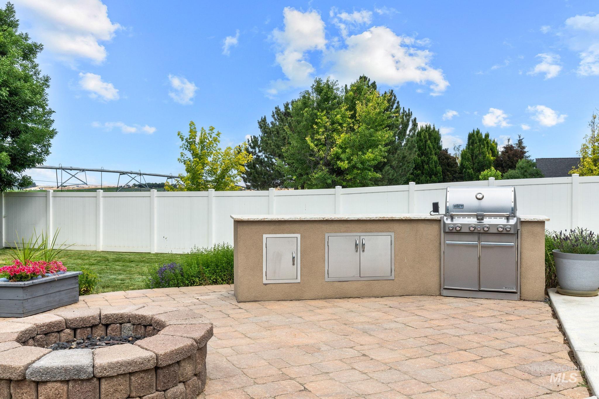 14940 Alkmaar St, Caldwell, Idaho 83607, 3 Bedrooms, 2 Bathrooms, Residential For Sale, Price $589,000,MLS 98991925