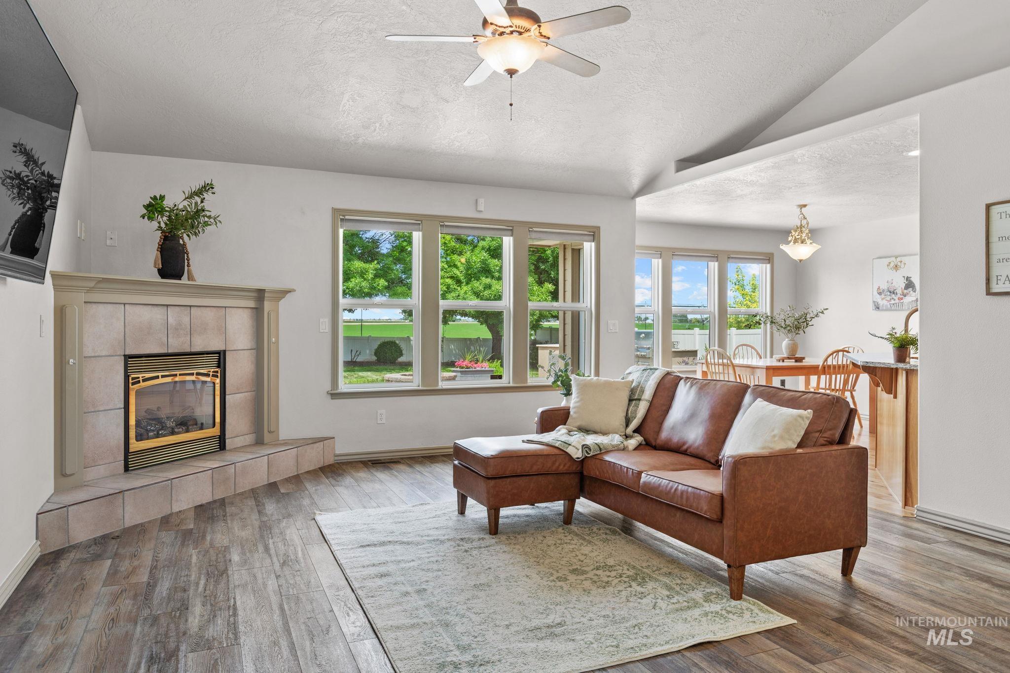 14940 Alkmaar St, Caldwell, Idaho 83607, 3 Bedrooms, 2 Bathrooms, Residential For Sale, Price $589,000,MLS 98991925