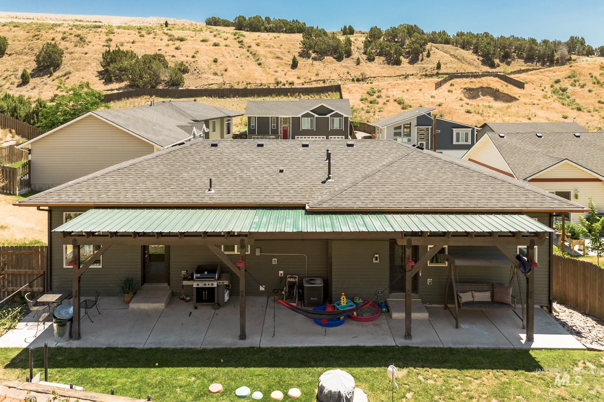467 La Valle Strada, Pocatello, Idaho 83201, 4 Bedrooms, 3 Bathrooms, Residential For Sale, Price $434,900, 98991927