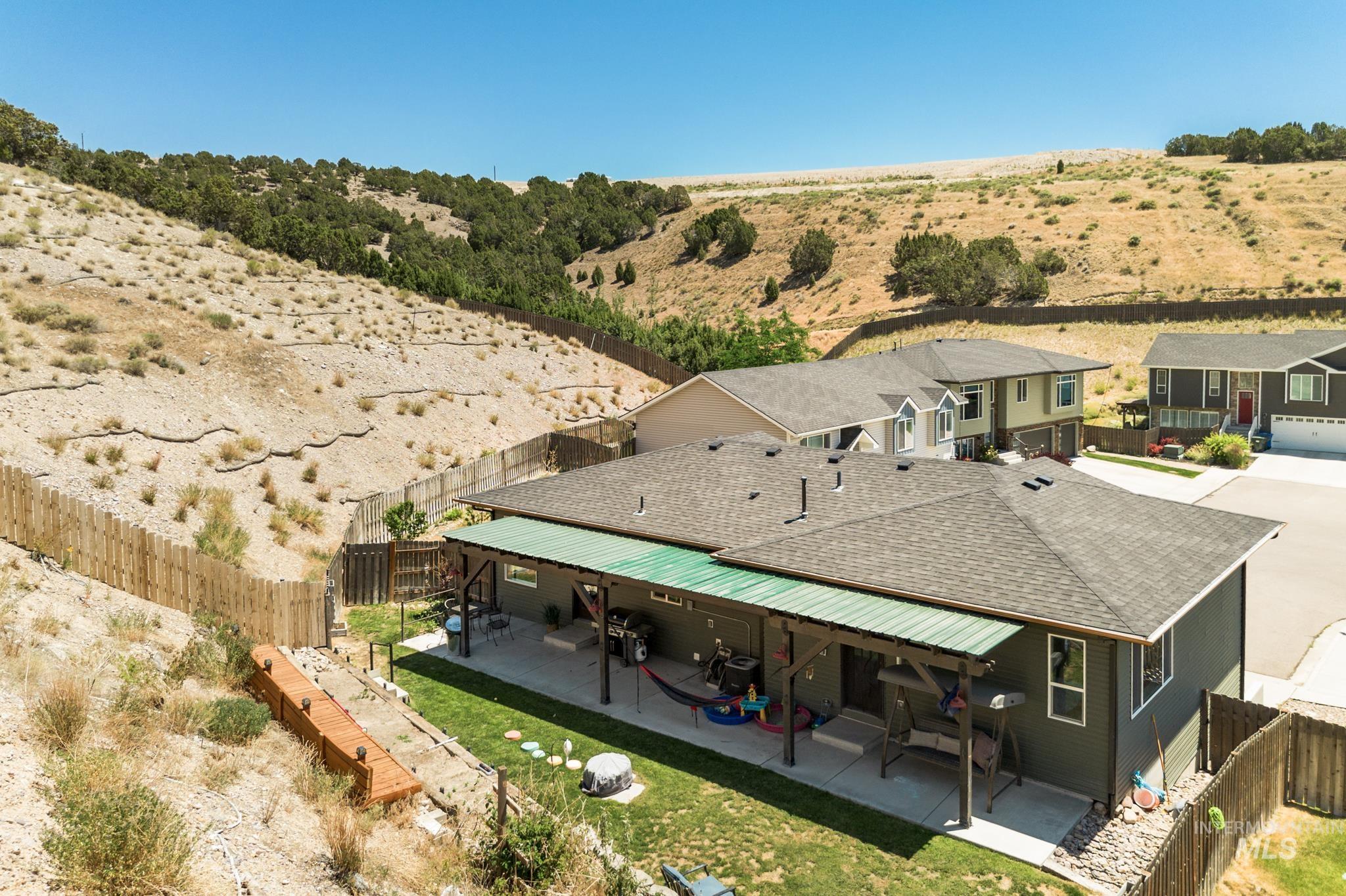 467 La Valle Strada, Pocatello, Idaho 83201, 4 Bedrooms, 3 Bathrooms, Residential For Sale, Price $434,900, 98991927