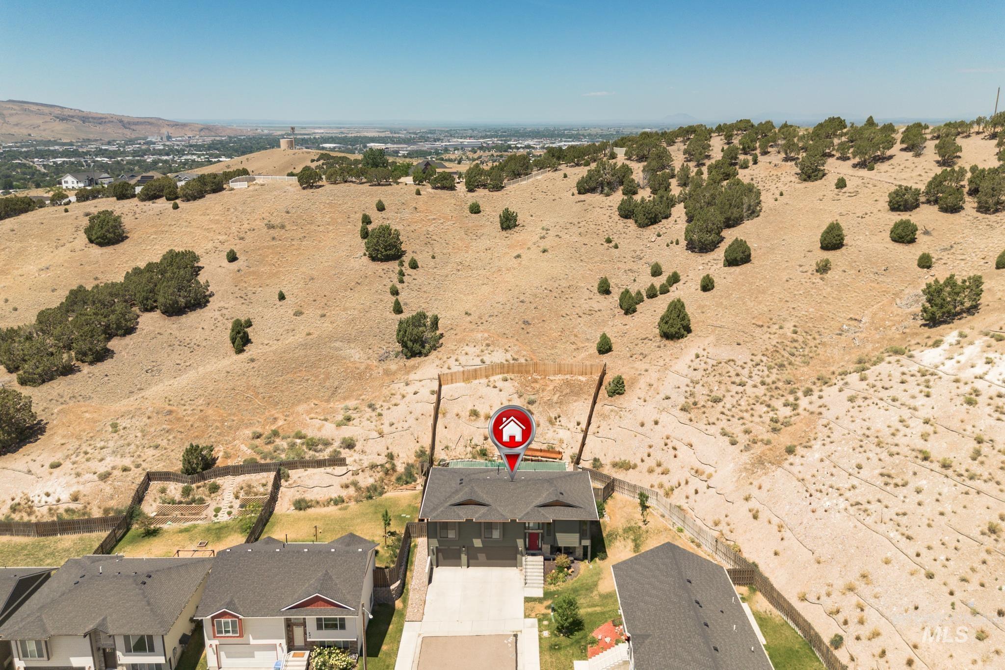 467 La Valle Strada, Pocatello, Idaho 83201, 4 Bedrooms, 3 Bathrooms, Residential For Sale, Price $434,900, 98991927