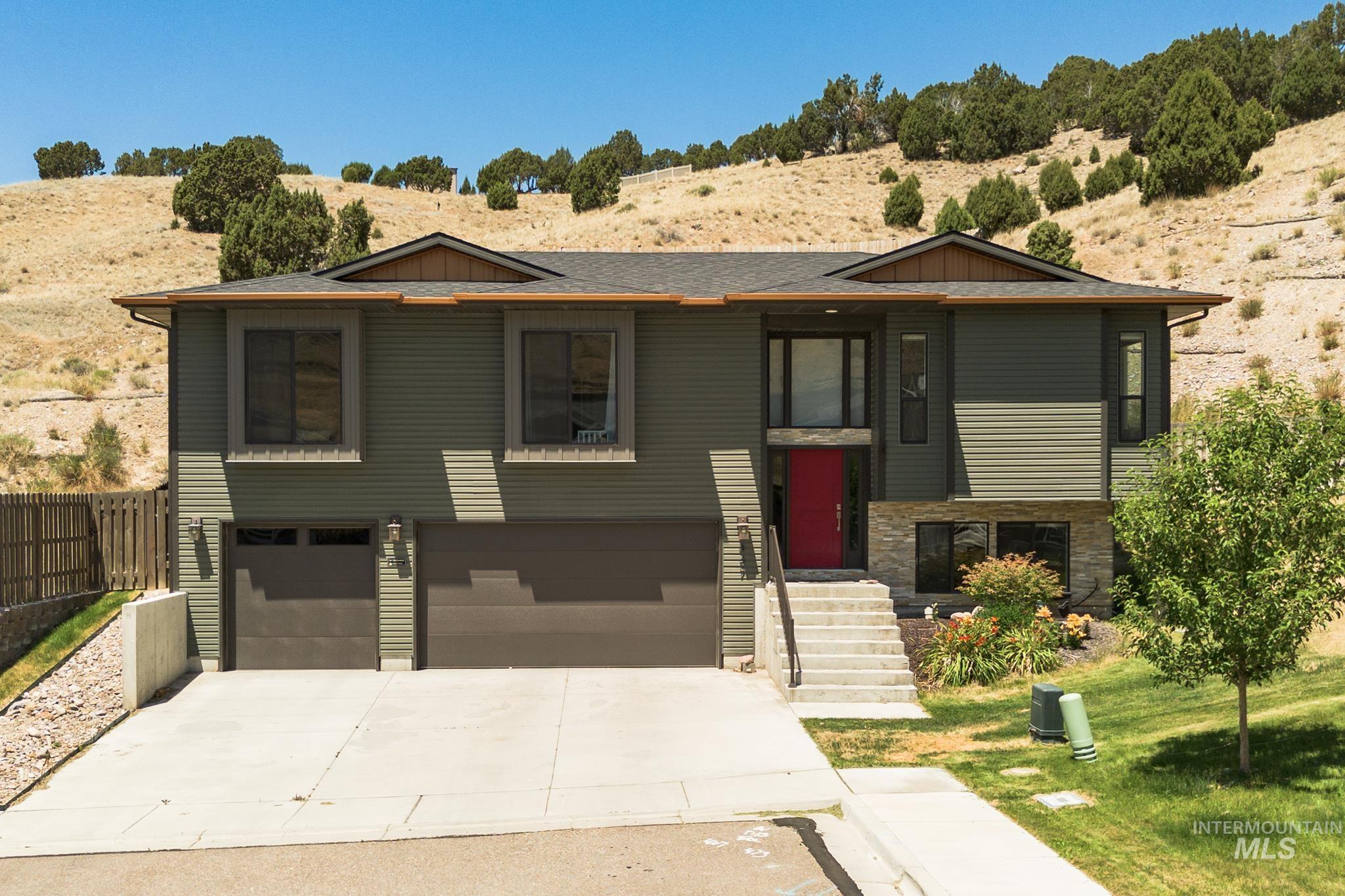 467 La Valle Strada, Pocatello, Idaho 83201, 4 Bedrooms, 3 Bathrooms, Residential For Sale, Price $434,900, 98991927
