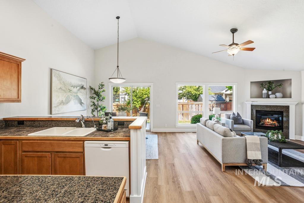 5952 S Olmstead Ave., Boise, Idaho 83709, 4 Bedrooms, 2 Bathrooms, Residential For Sale, Price $469,500, 98991928