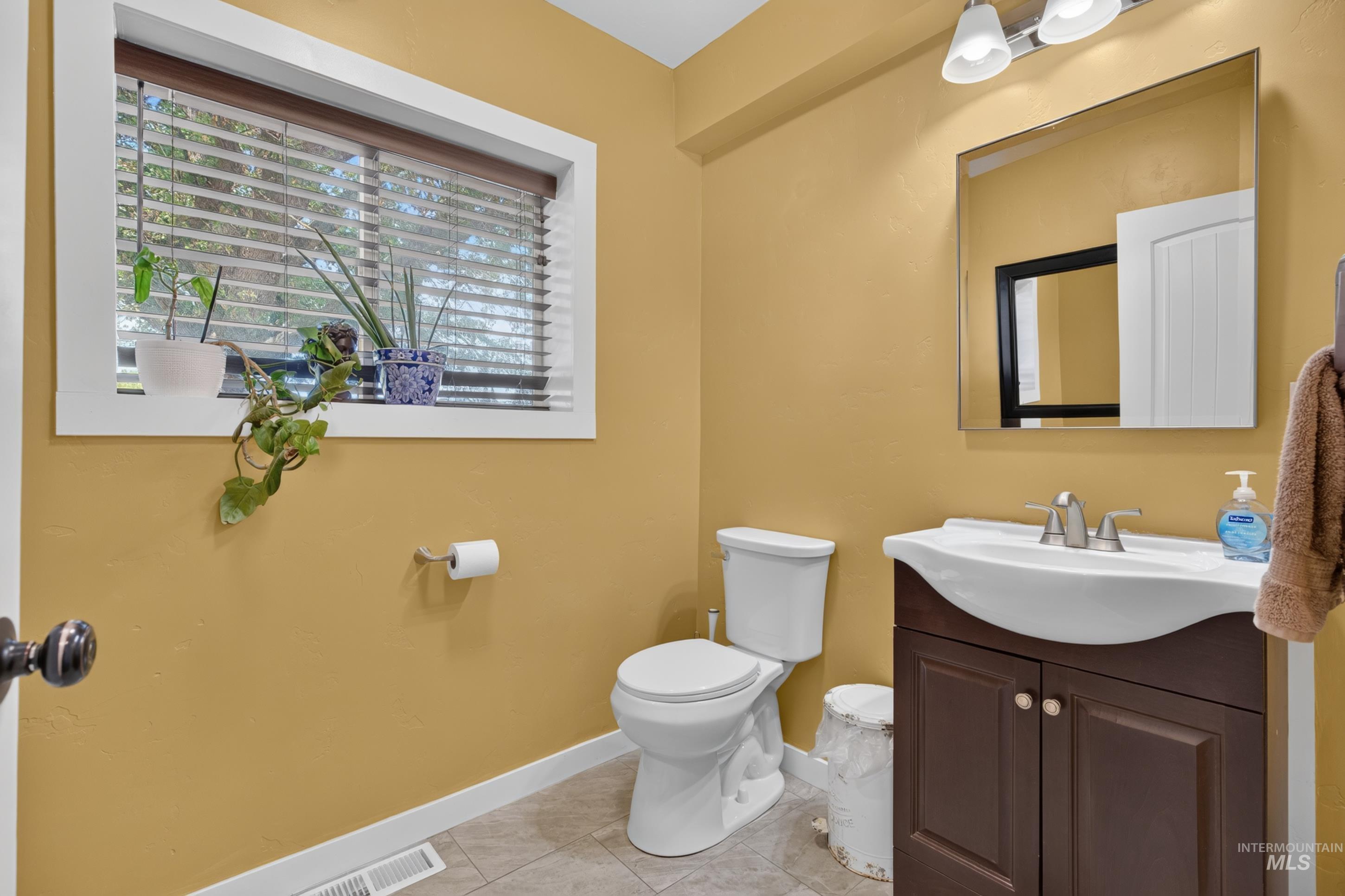 960 NW 14Th Ave, Payette, Idaho 83661-5209, 4 Bedrooms, 2.5 Bathrooms, Residential For Sale, Price $749,900,MLS 98991934