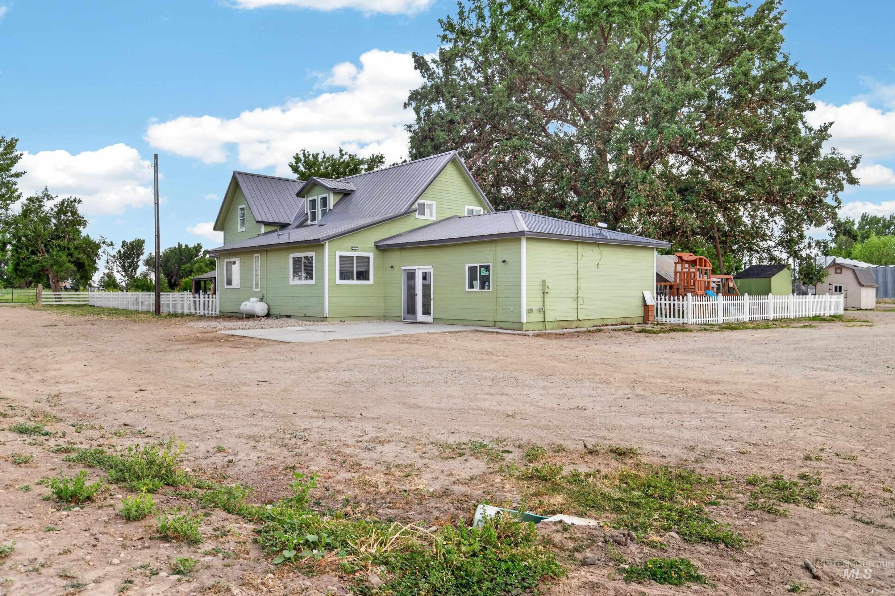 960 NW 14Th Ave, Payette, Idaho 83661-5209, 4 Bedrooms, 2.5 Bathrooms, Residential For Sale, Price $749,900,MLS 98991934