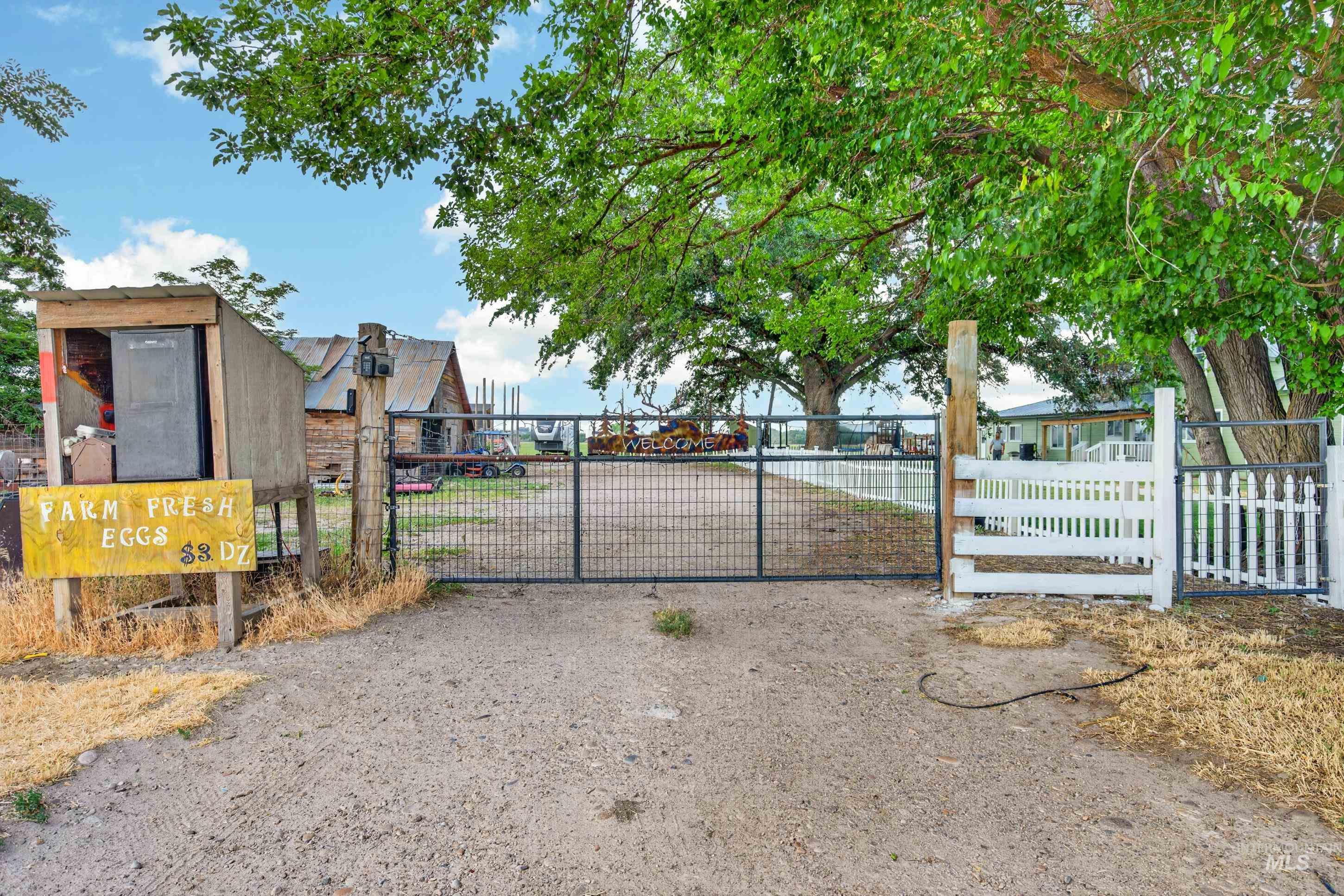 960 NW 14Th Ave, Payette, Idaho 83661-5209, 4 Bedrooms, 2.5 Bathrooms, Residential For Sale, Price $749,900,MLS 98991934