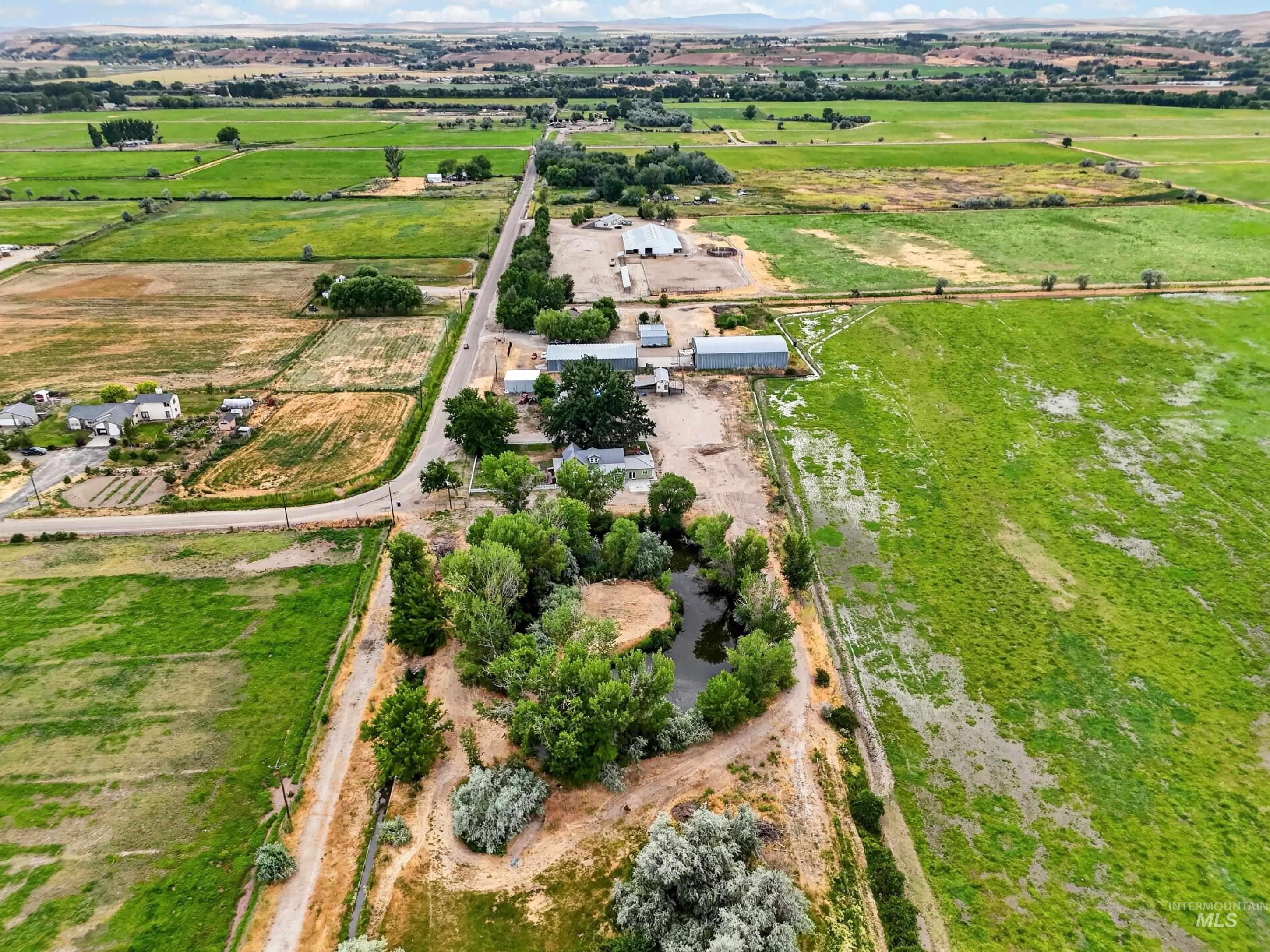 960 NW 14Th Ave, Payette, Idaho 83661-5209, 4 Bedrooms, 2.5 Bathrooms, Residential For Sale, Price $749,900,MLS 98991934