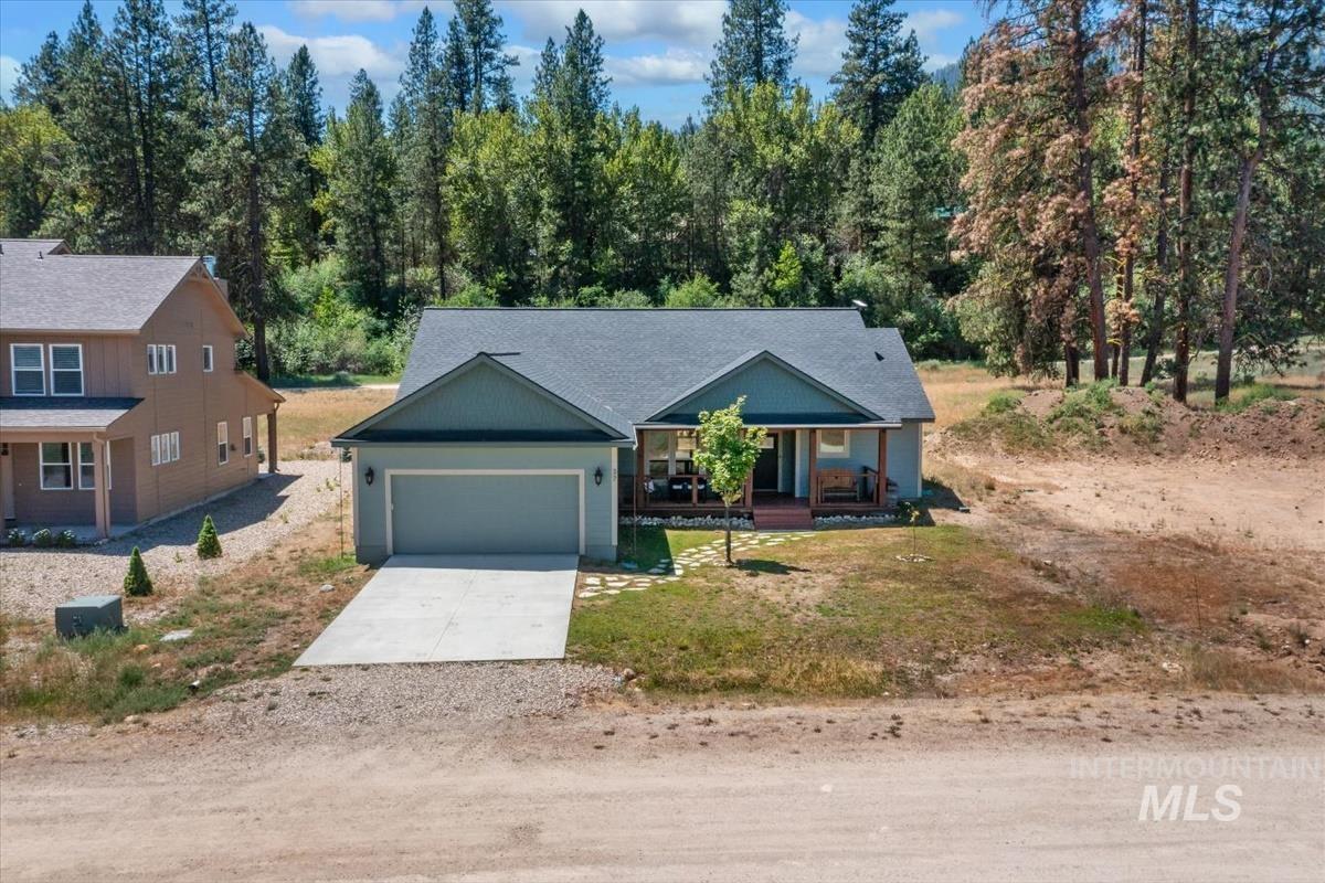 37 Wapiti Ct, Garden Valley, Idaho 83622, 3 Bedrooms, 2 Bathrooms, Residential For Sale, Price $595,000, 98991935
