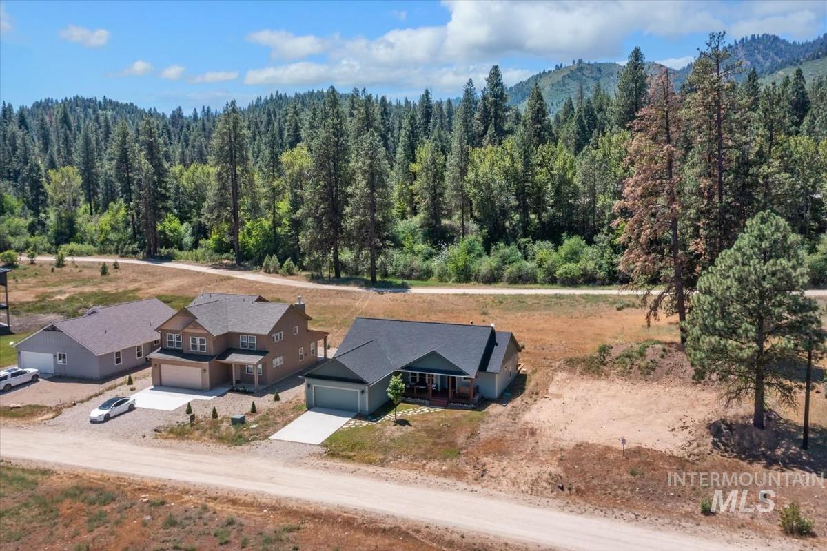 37 Wapiti Ct, Garden Valley, Idaho 83622, 3 Bedrooms, 2 Bathrooms, Residential For Sale, Price $595,000, 98991935