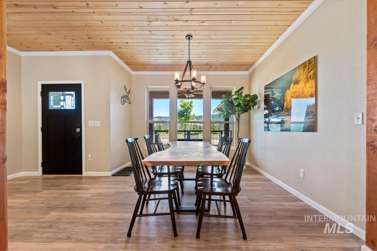 37 Wapiti Ct, Garden Valley, Idaho 83622, 3 Bedrooms, 2 Bathrooms, Residential For Sale, Price $595,000, 98991935