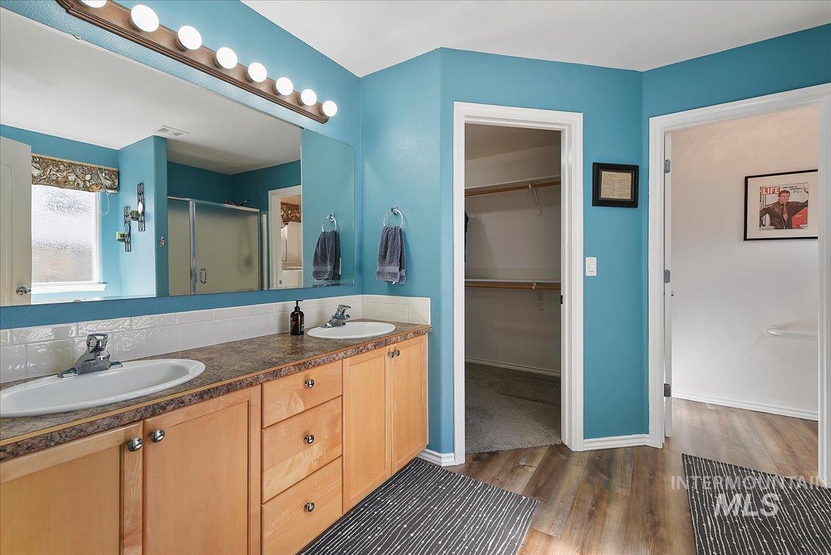 1723 W Lowry, Meridian, Idaho 83642, 4 Bedrooms, 2 Bathrooms, Residential For Sale, Price $515,000, 98991938