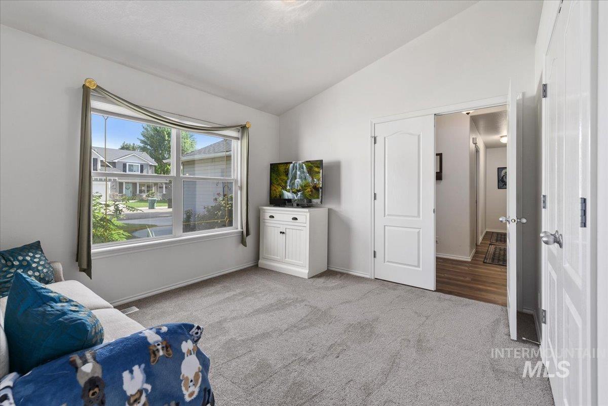 1723 W Lowry, Meridian, Idaho 83642, 4 Bedrooms, 2 Bathrooms, Residential For Sale, Price $515,000, 98991938