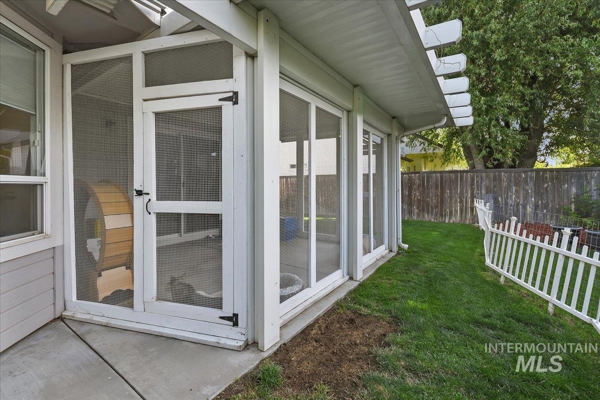 1723 W Lowry, Meridian, Idaho 83642, 4 Bedrooms, 2 Bathrooms, Residential For Sale, Price $515,000, 98991938