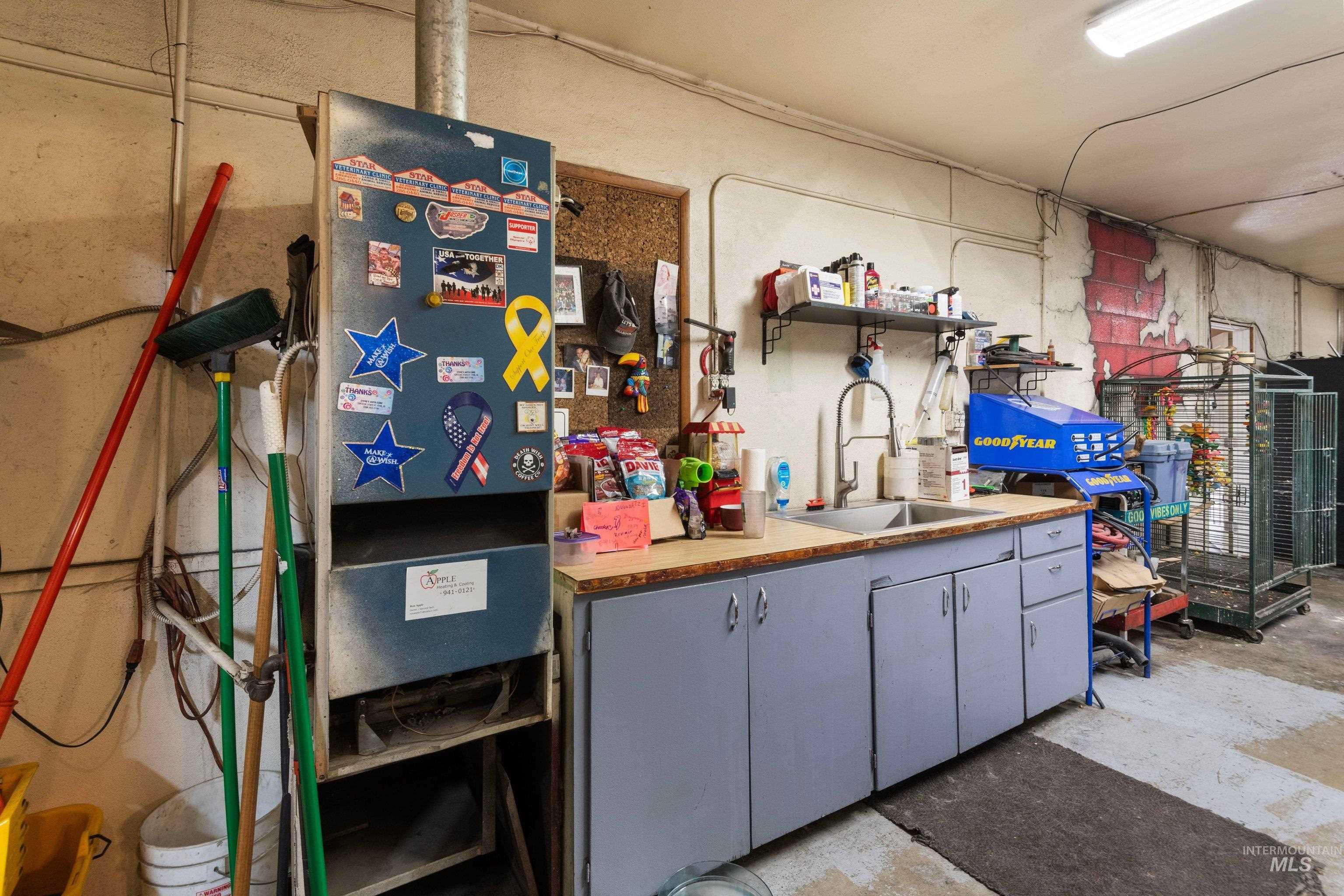10915 W State, Star, Idaho 83669, 2 Bedrooms, Business/Commercial For Sale, Price $1,950,000,MLS 98991943