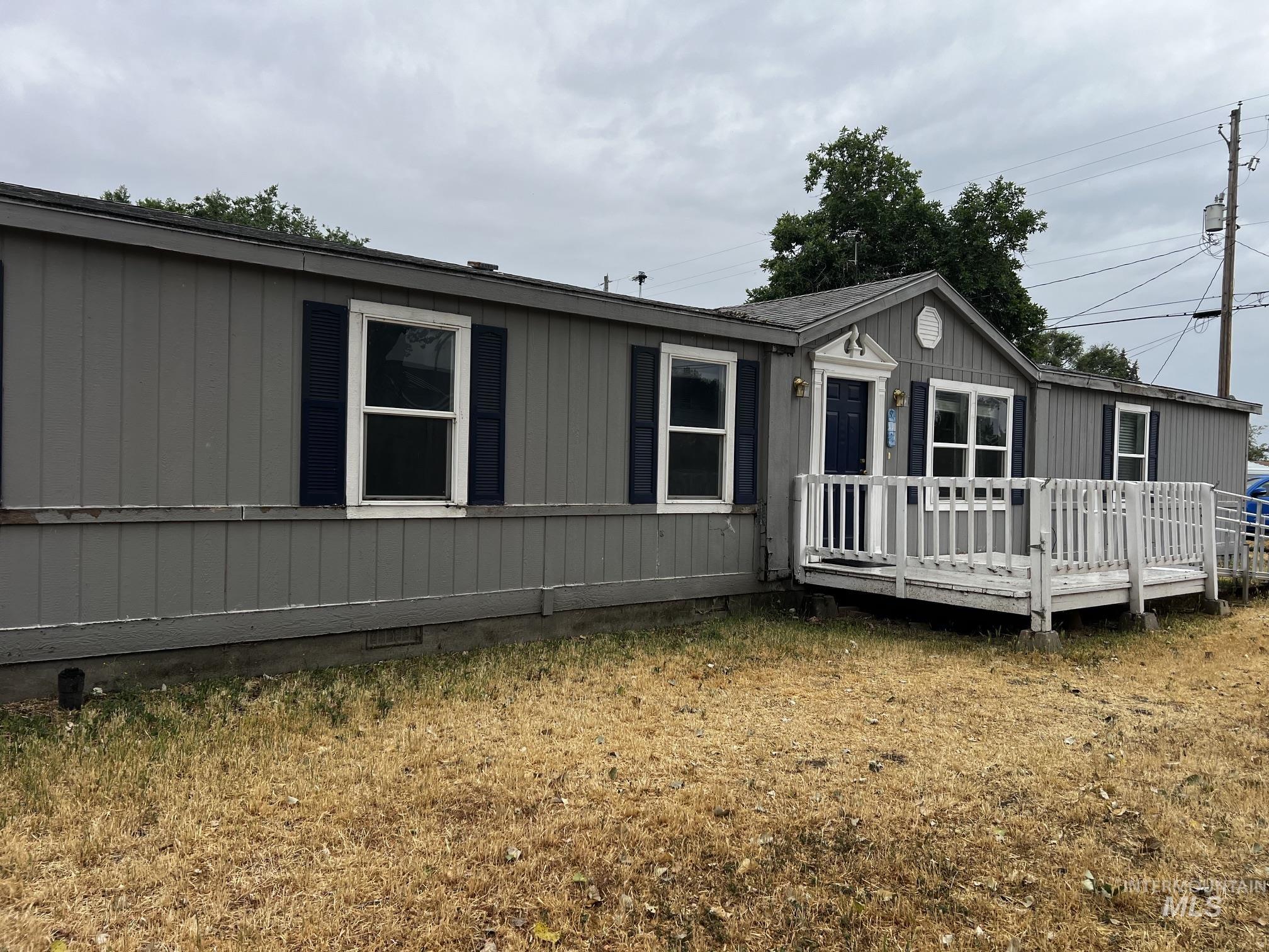 916 W Galloway, Weiser, Idaho 83672, 4 Bedrooms, 2 Bathrooms, Residential For Sale, Price $260,000, 98991945