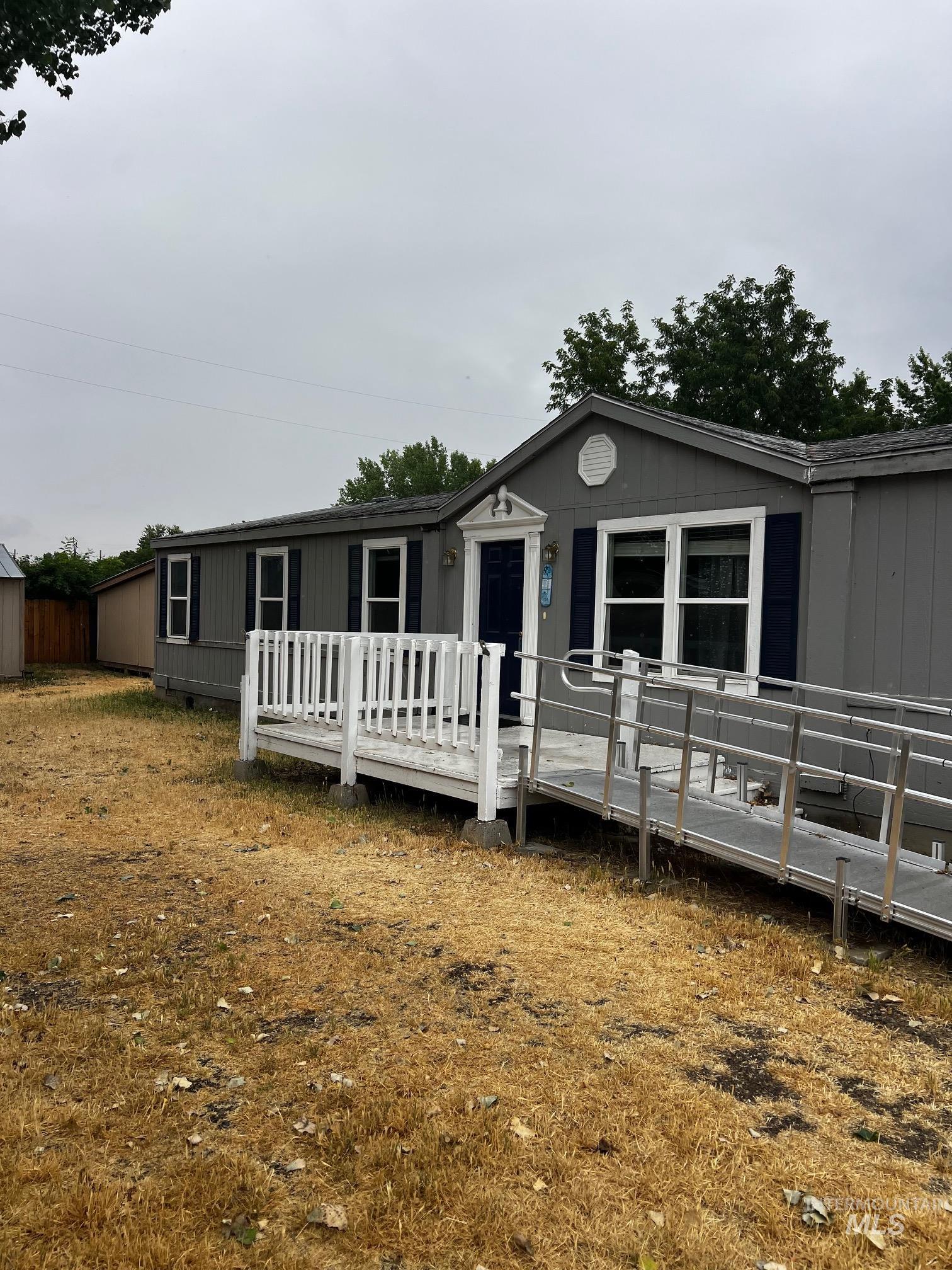 916 W Galloway, Weiser, Idaho 83672, 4 Bedrooms, 2 Bathrooms, Residential For Sale, Price $260,000, 98991945
