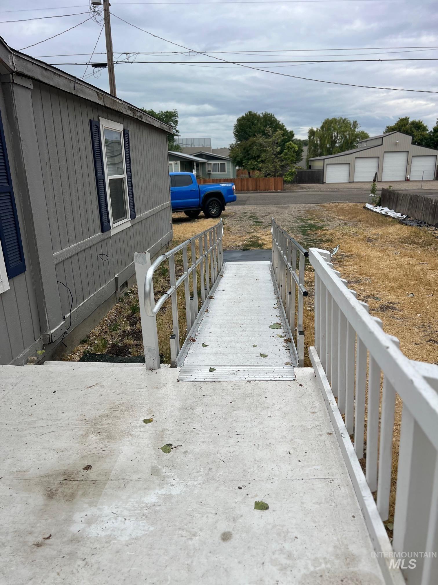 916 W Galloway, Weiser, Idaho 83672, 4 Bedrooms, 2 Bathrooms, Residential For Sale, Price $260,000, 98991945