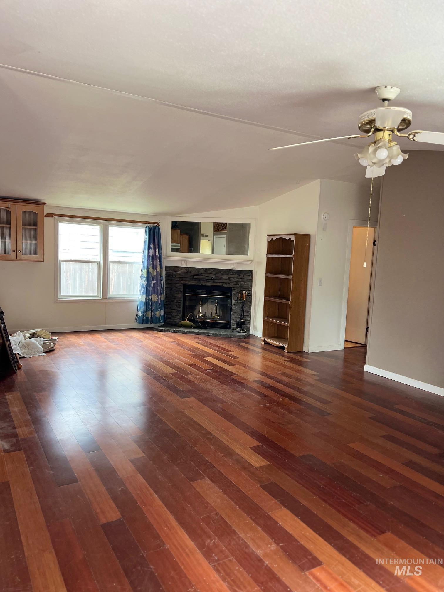 916 W Galloway, Weiser, Idaho 83672, 4 Bedrooms, 2 Bathrooms, Residential For Sale, Price $260,000, 98991945