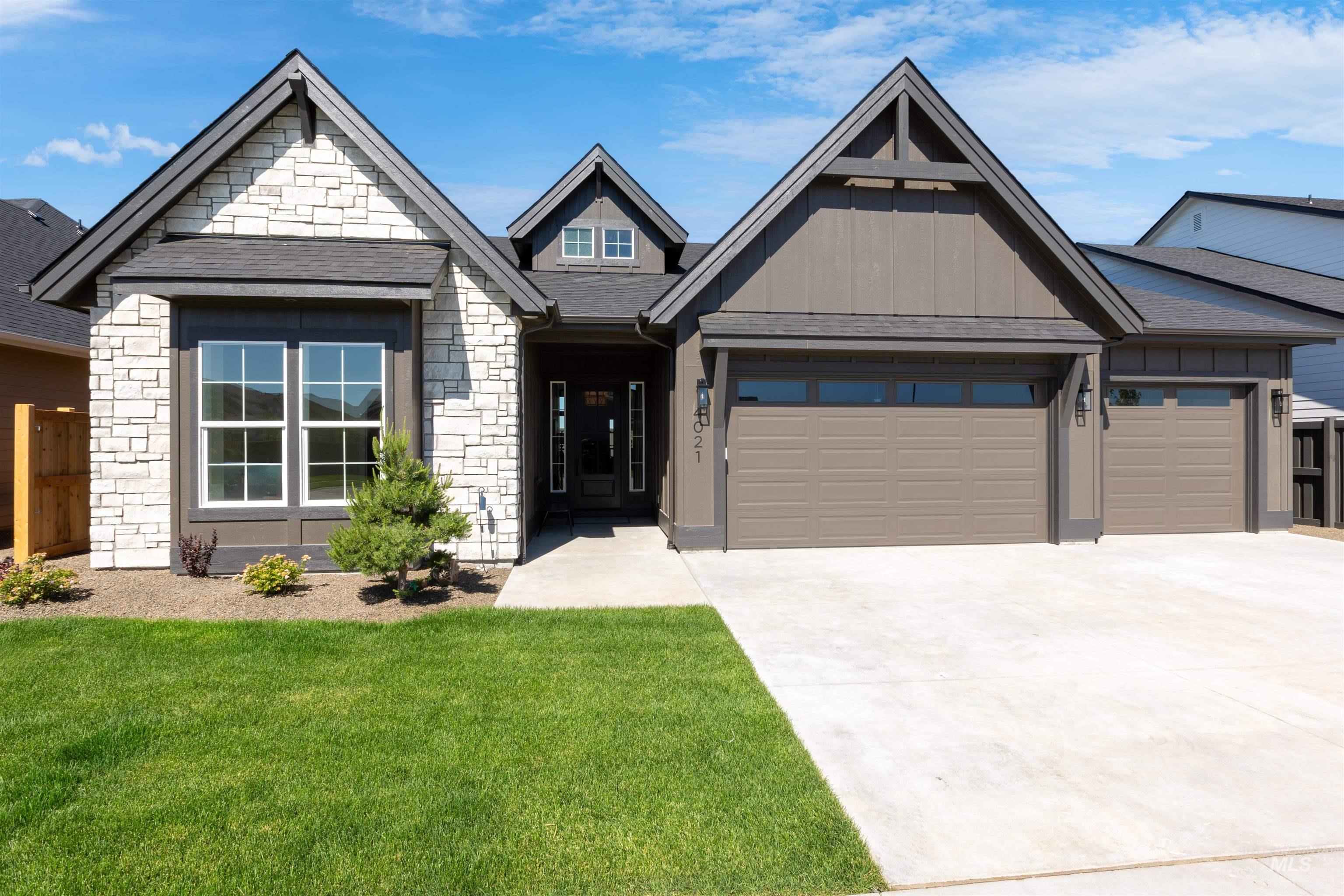7130 S Cadence Ave, Meridian, Idaho 83642, 4 Bedrooms, 3.5 Bathrooms, Residential For Sale, Price $1,099,777,MLS 98991947