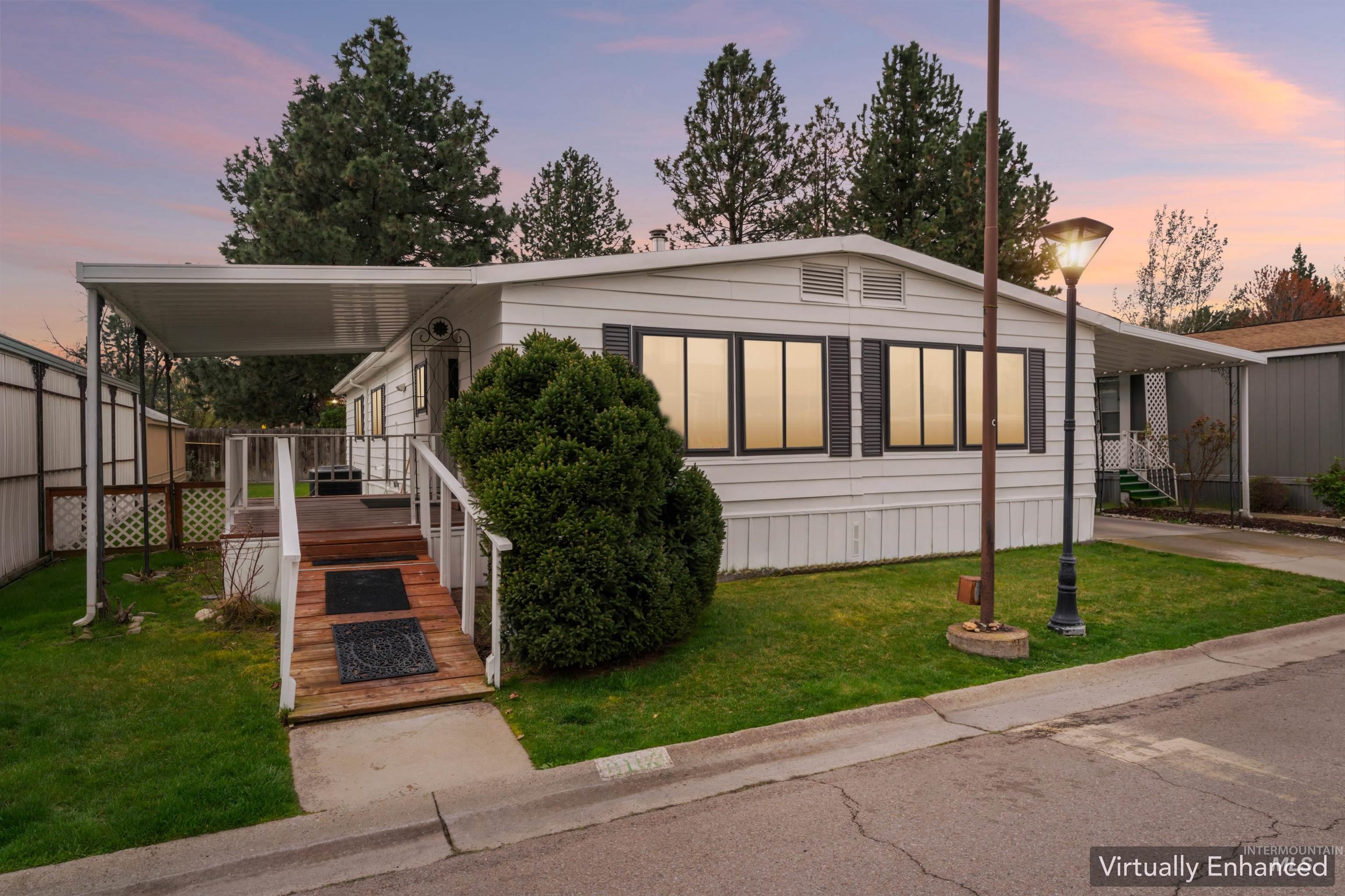 8103 W Appomatox, Garden City, Idaho 83714, 3 Bedrooms, 2 Bathrooms, Residential For Sale, Price $154,900,MLS 98991948
