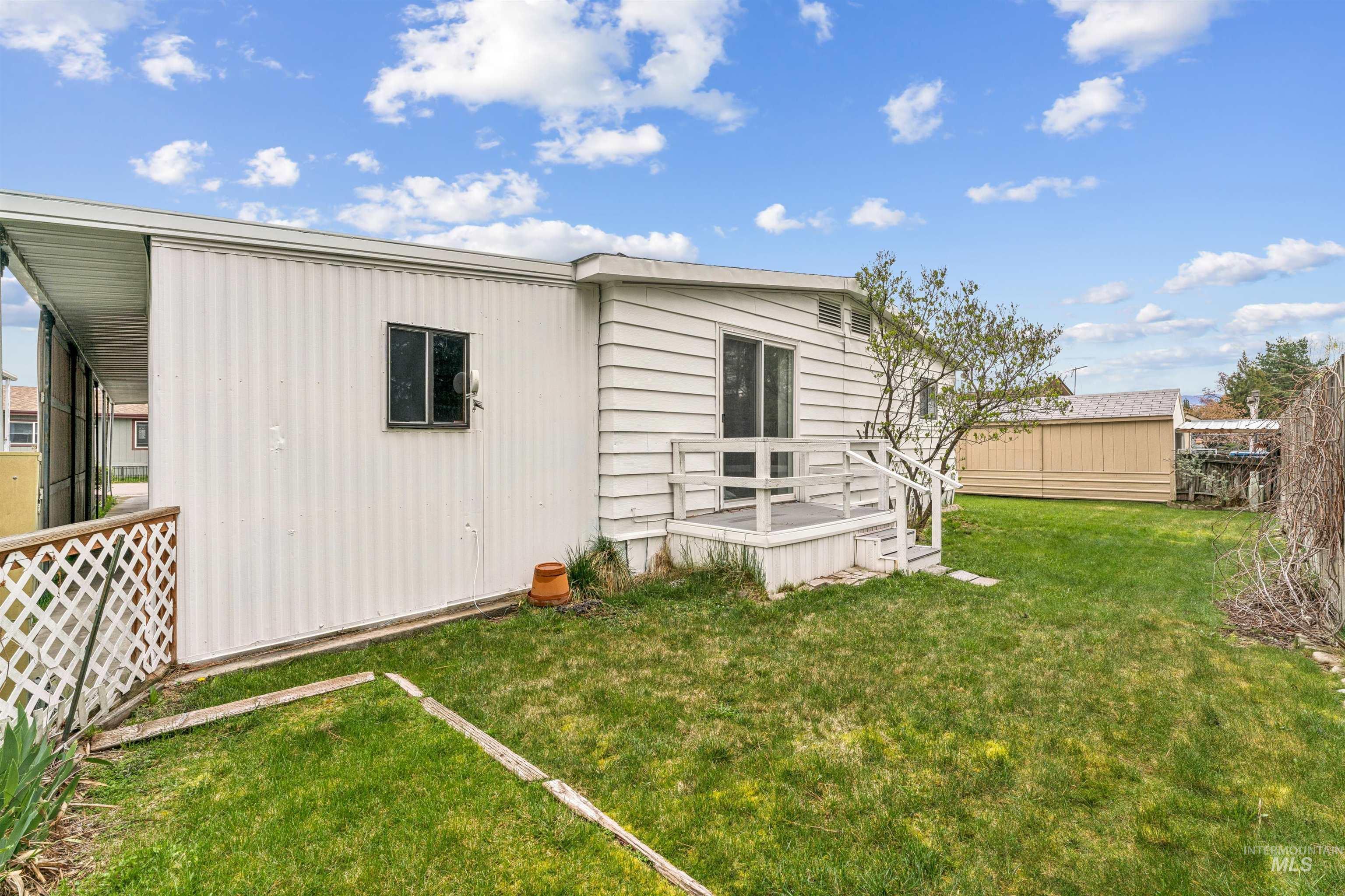 8103 W Appomatox, Garden City, Idaho 83714, 3 Bedrooms, 2 Bathrooms, Residential For Sale, Price $154,900,MLS 98991948
