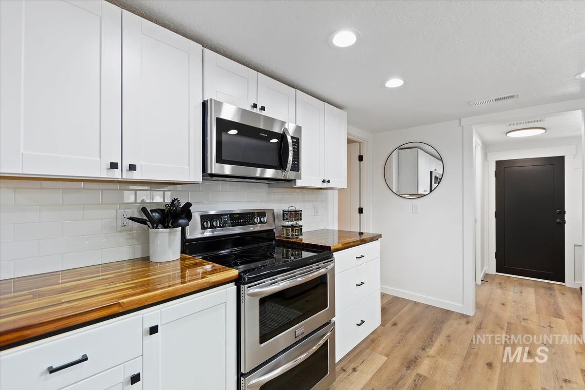 312 E. Idaho Ave., Meridian, Idaho 83642, 1 Bedroom, 1.5 Bathrooms, Residential For Sale, Price $474,900,MLS 98991949