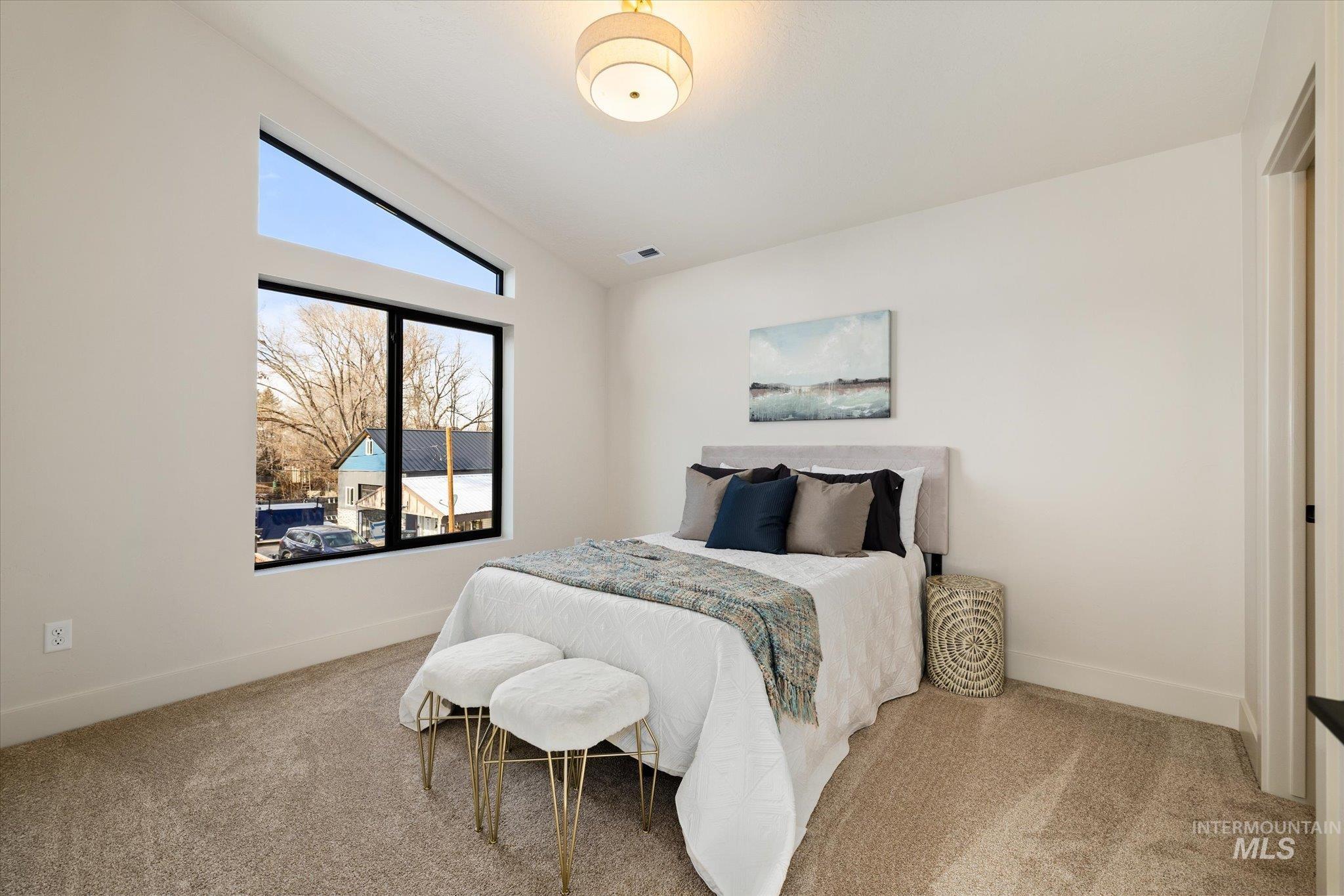 5612 W Grover St, Boise, Idaho 83705, 3 Bedrooms, 2.5 Bathrooms, Residential For Sale, Price $719,800,MLS 98991951