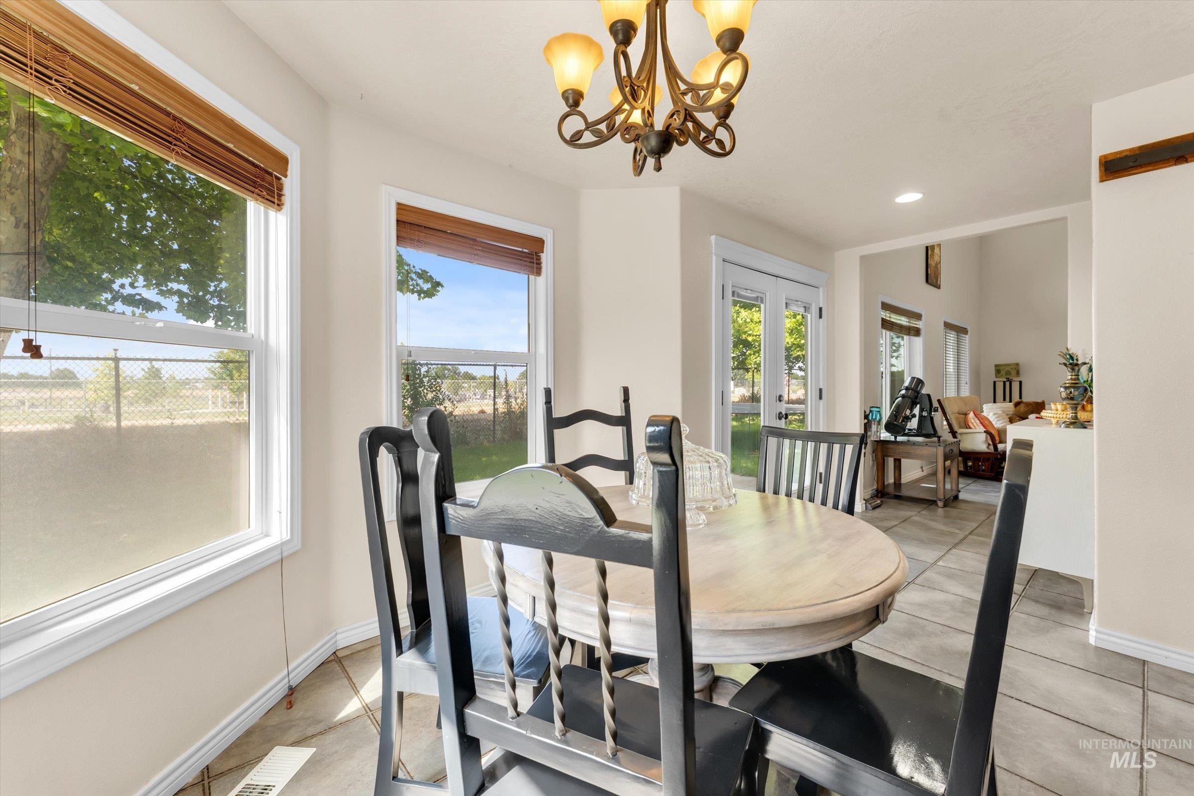 11395 W Kipling Way, Nampa, Idaho 83651, 5 Bedrooms, 2.5 Bathrooms, Residential For Sale, Price $600,000, 98991952