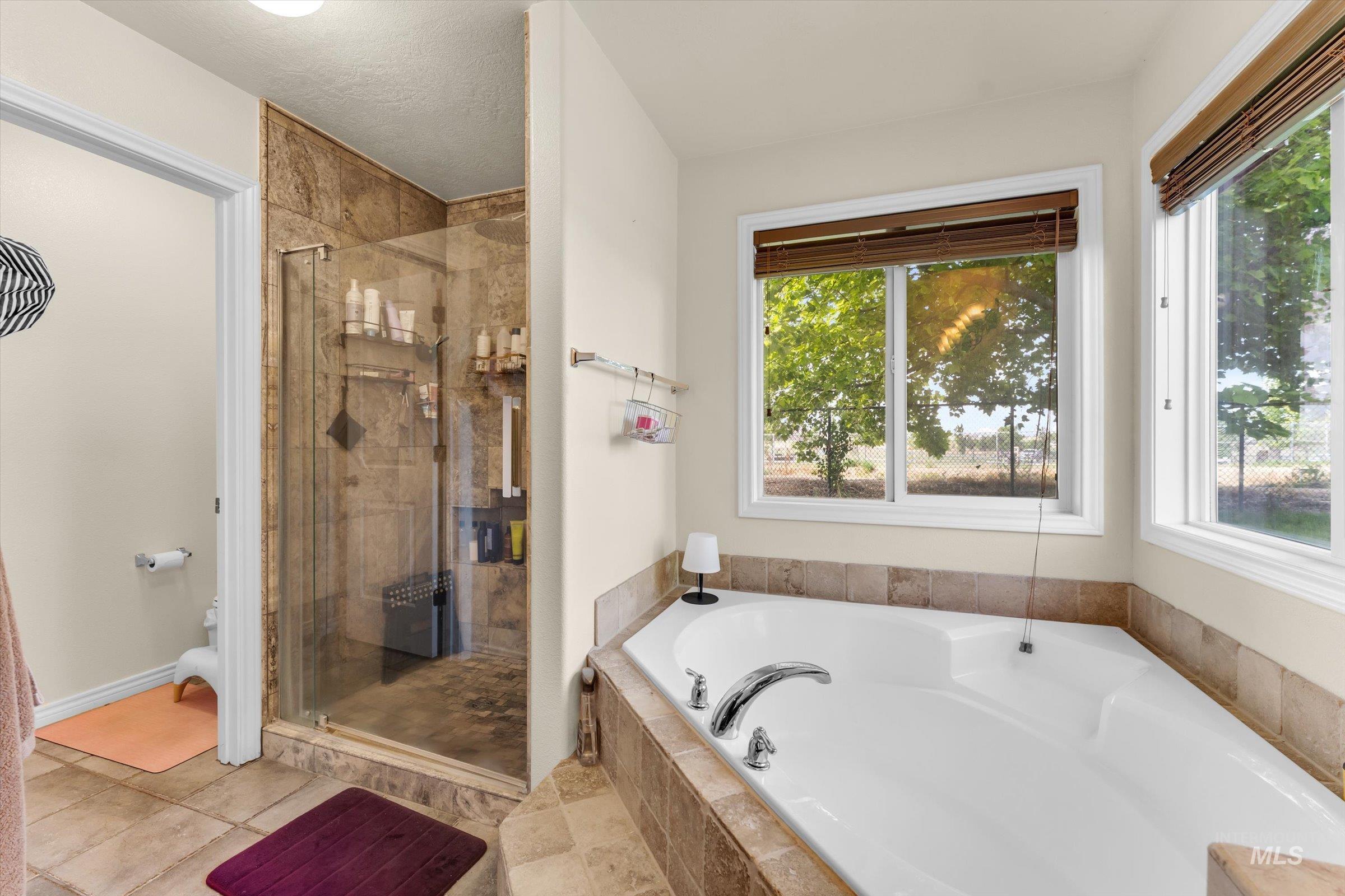 11395 W Kipling Way, Nampa, Idaho 83651, 5 Bedrooms, 2.5 Bathrooms, Residential For Sale, Price $600,000, 98991952