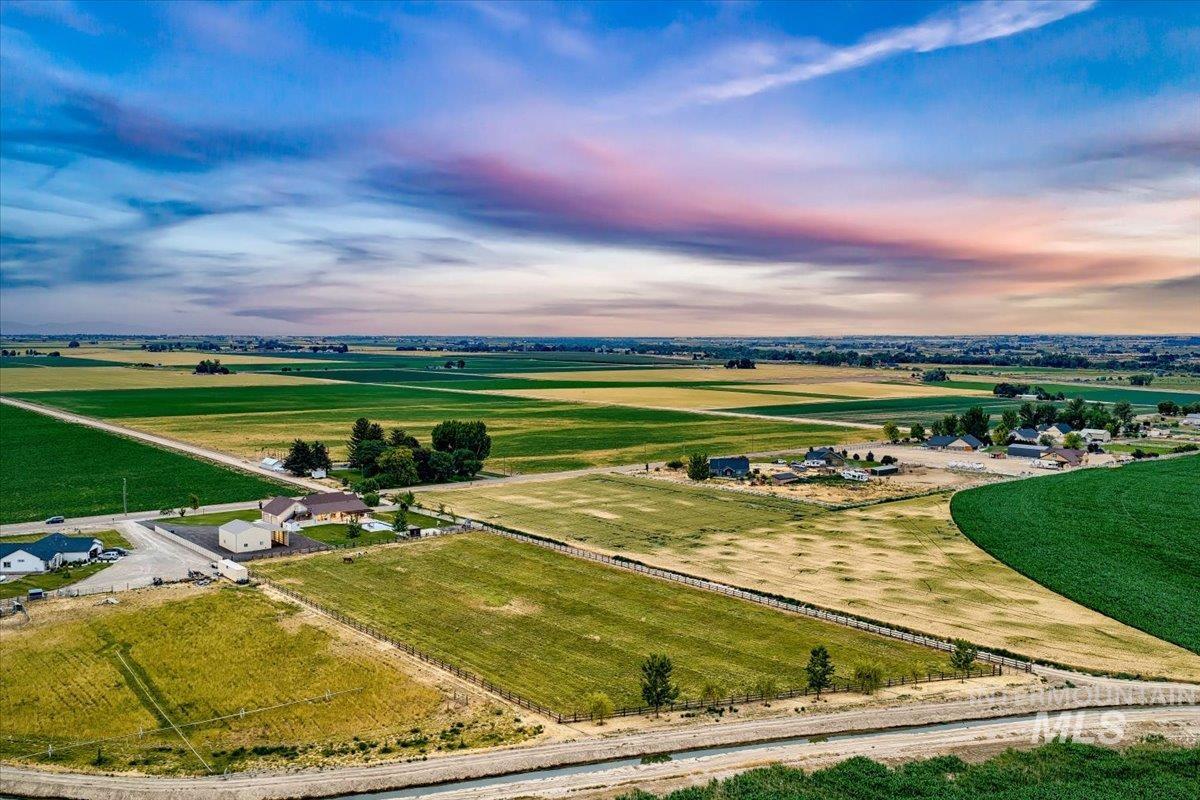 25781 Lon Davis Rd, Parma, Idaho 83660, 5 Bedrooms, 3.5 Bathrooms, Residential For Sale, Price $1,297,000, 98991955