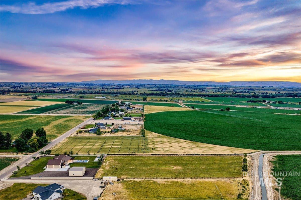 25781 Lon Davis Rd, Parma, Idaho 83660, 5 Bedrooms, 3.5 Bathrooms, Residential For Sale, Price $1,297,000, 98991955