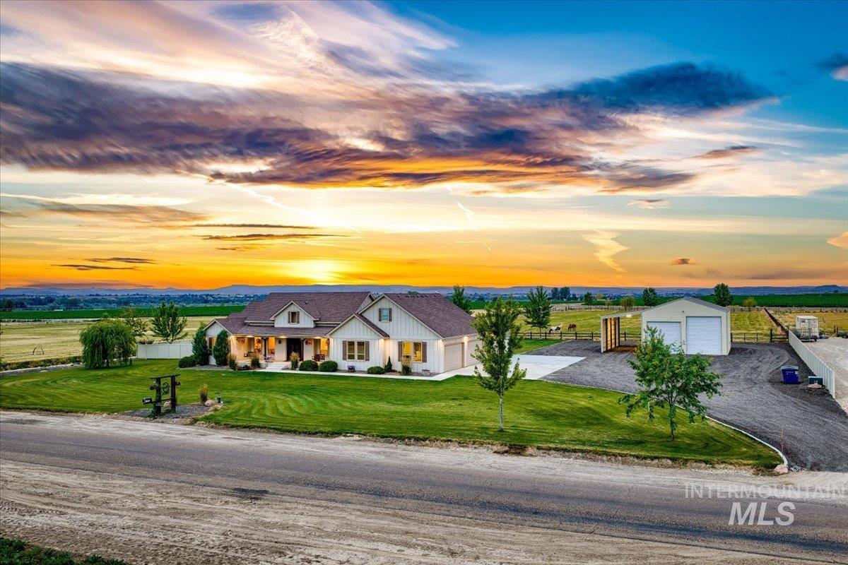 25781 Lon Davis Rd, Parma, Idaho 83660, 5 Bedrooms, 3.5 Bathrooms, Residential For Sale, Price $1,297,000, 98991955