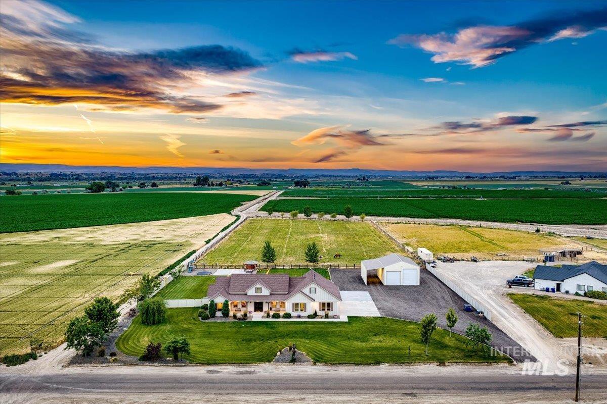 25781 Lon Davis Rd, Parma, Idaho 83660, 5 Bedrooms, 3.5 Bathrooms, Residential For Sale, Price $1,297,000, 98991955