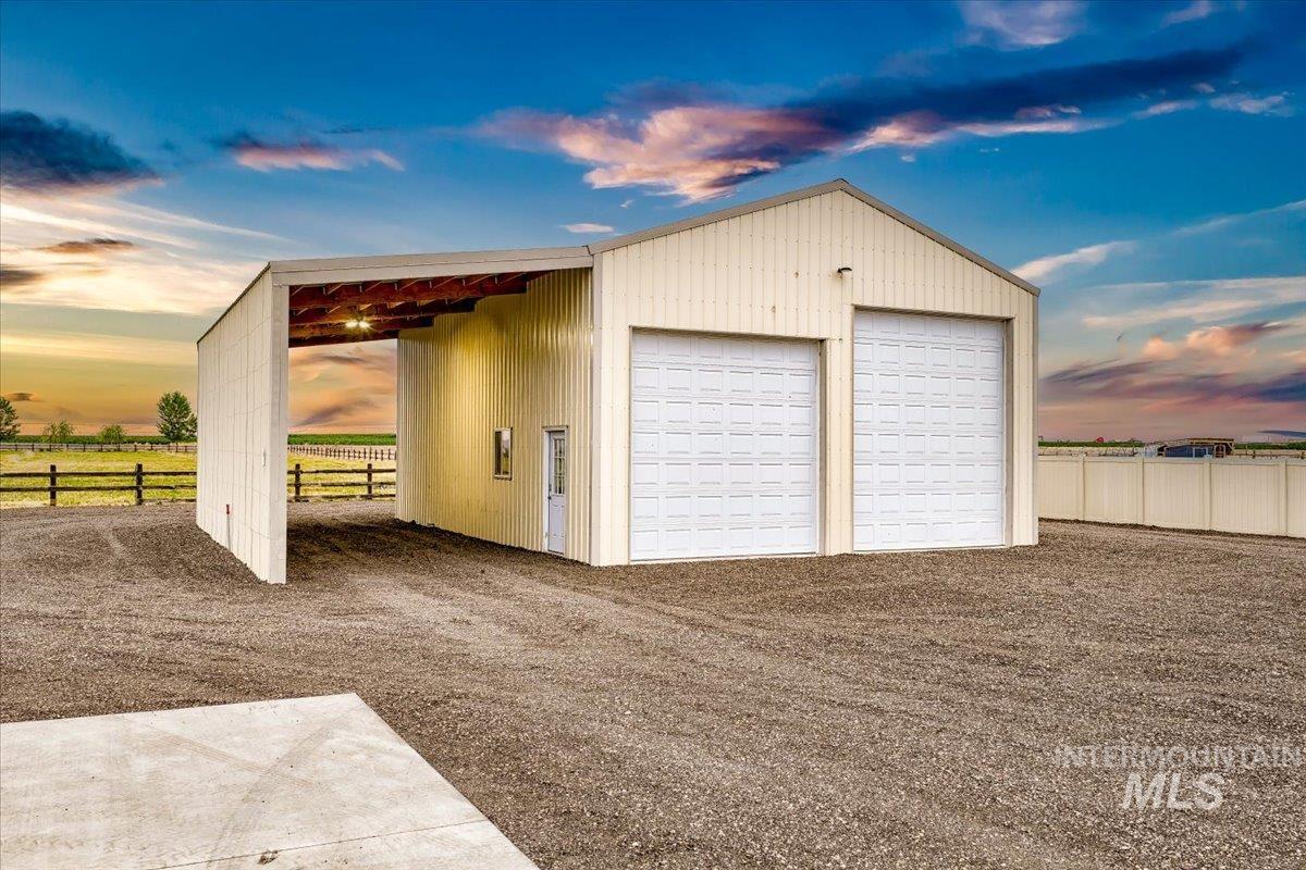 25781 Lon Davis Rd, Parma, Idaho 83660, 5 Bedrooms, 3.5 Bathrooms, Residential For Sale, Price $1,297,000, 98991955