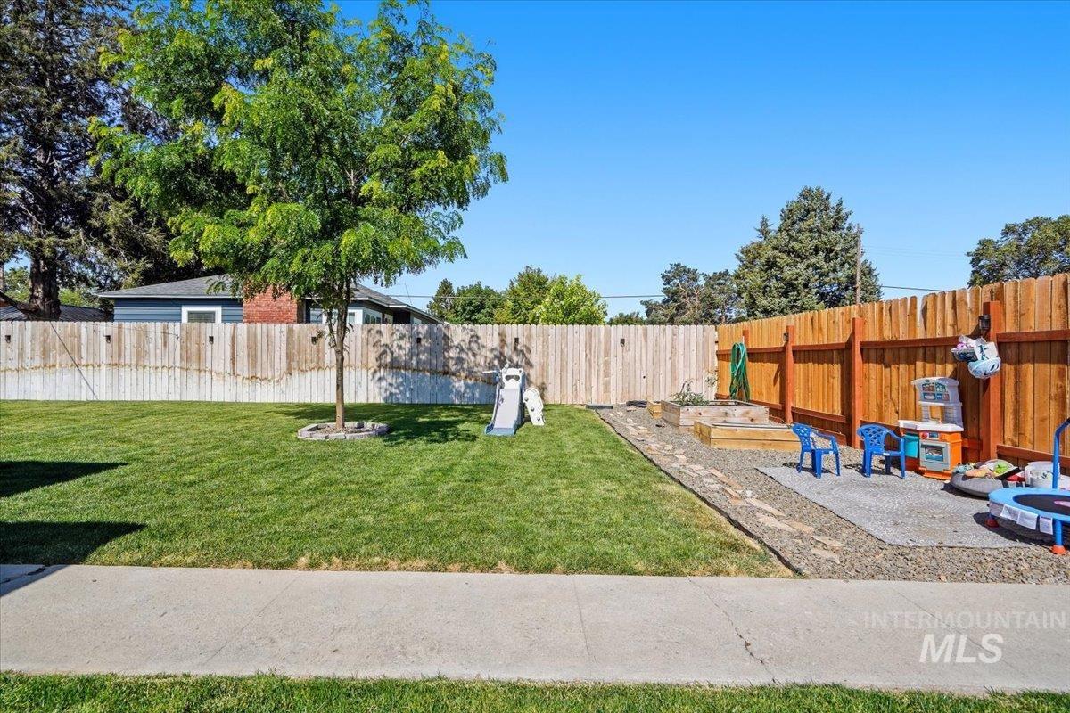603 S Olive, Nampa, Idaho 83686, 3 Bedrooms, 1 Bathroom, Residential For Sale, Price $339,950,MLS 98991956