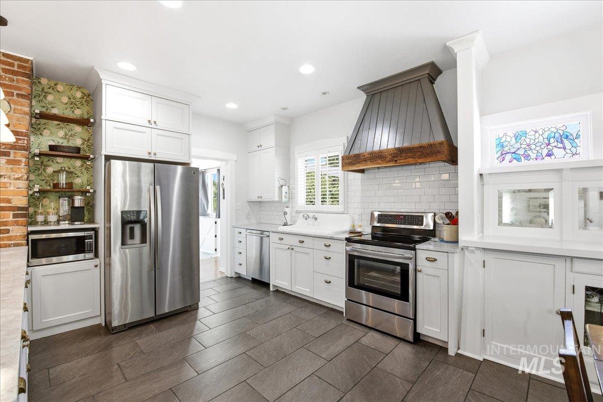 603 5th St S, Nampa, Idaho 83651, 3 Bedrooms, 2 Bathrooms, Residential For Sale, Price $525,000, 98991957