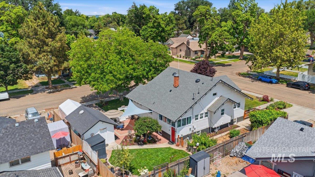 603 5th St S, Nampa, Idaho 83651, 3 Bedrooms, 2 Bathrooms, Residential For Sale, Price $525,000, 98991957