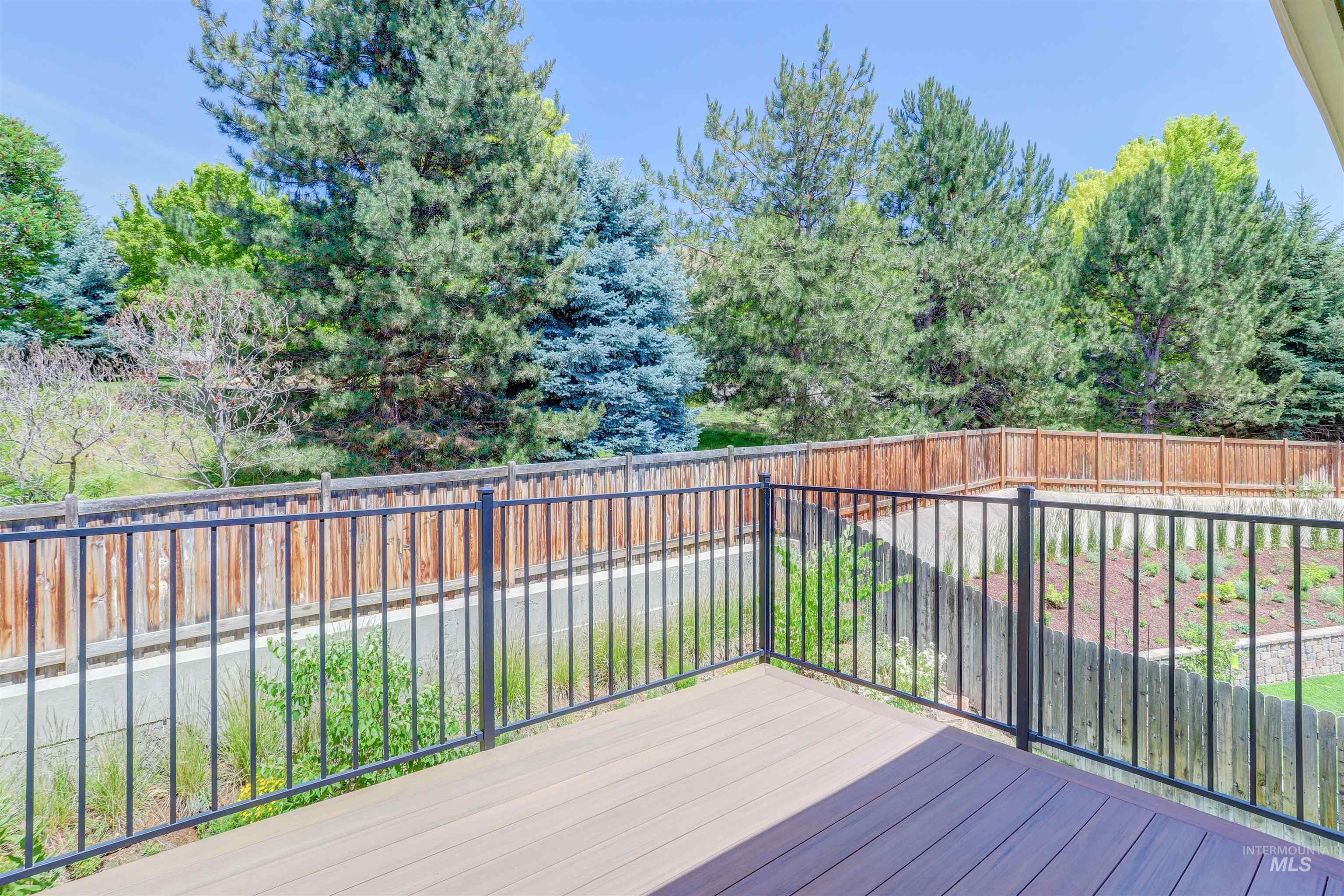 5802 E Woodcross Dr, Boise, Idaho 83716, 1 Bedroom, 1 Bathroom, Residential For Sale, Price $419,900, 98991958