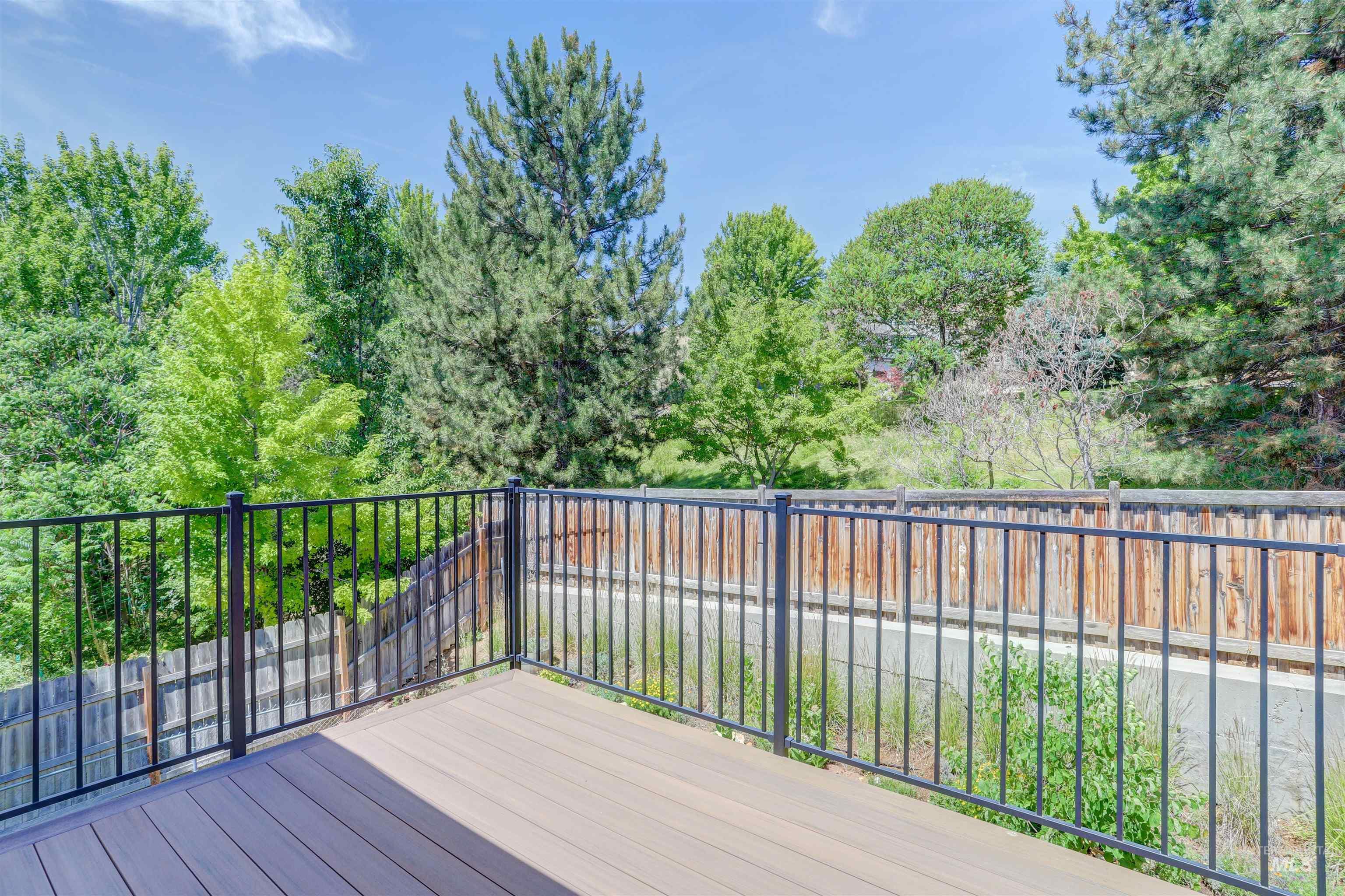 5802 E Woodcross Dr, Boise, Idaho 83716, 1 Bedroom, 1 Bathroom, Residential For Sale, Price $419,900, 98991958