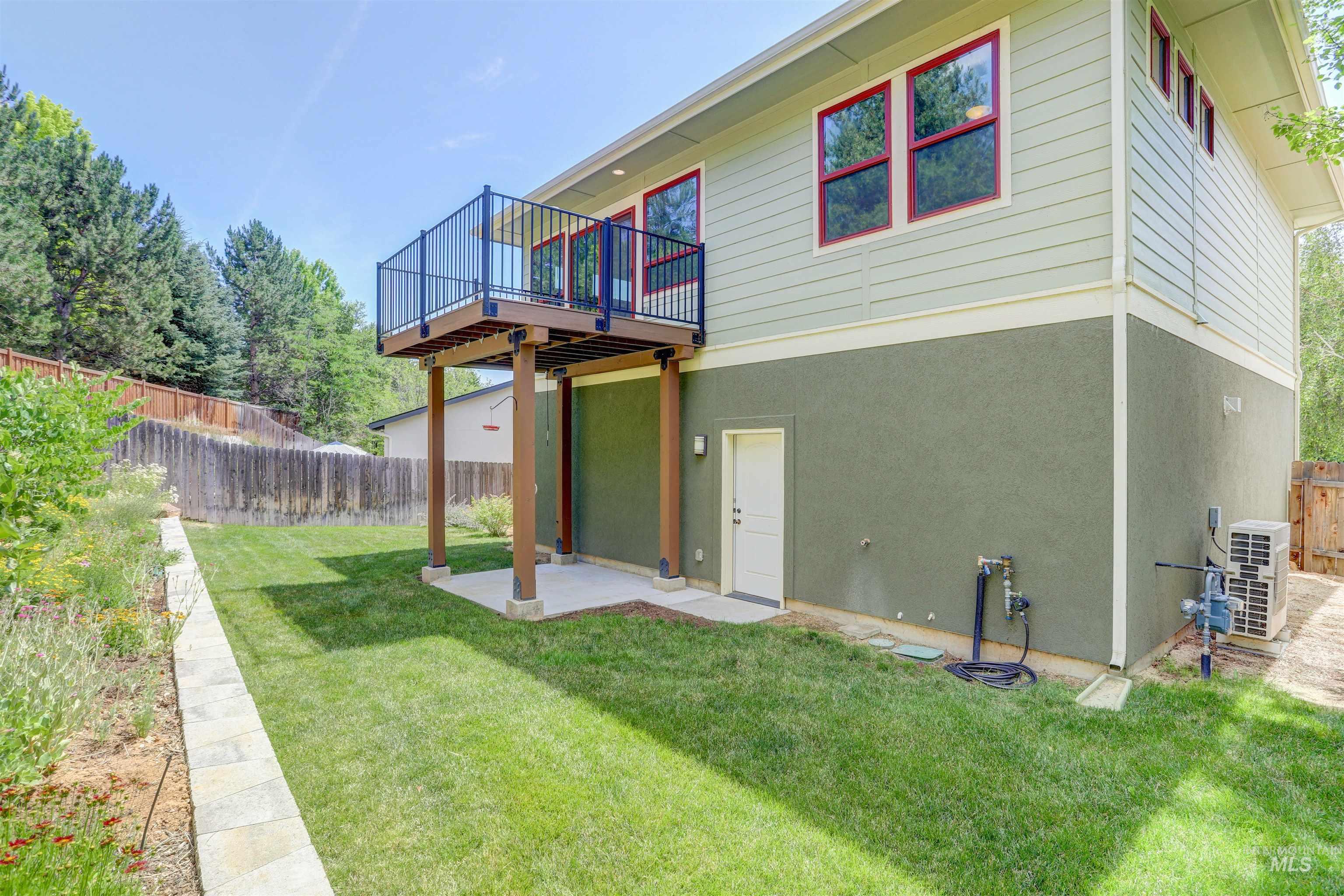 5802 E Woodcross Dr, Boise, Idaho 83716, 1 Bedroom, 1 Bathroom, Residential For Sale, Price $419,900, 98991958