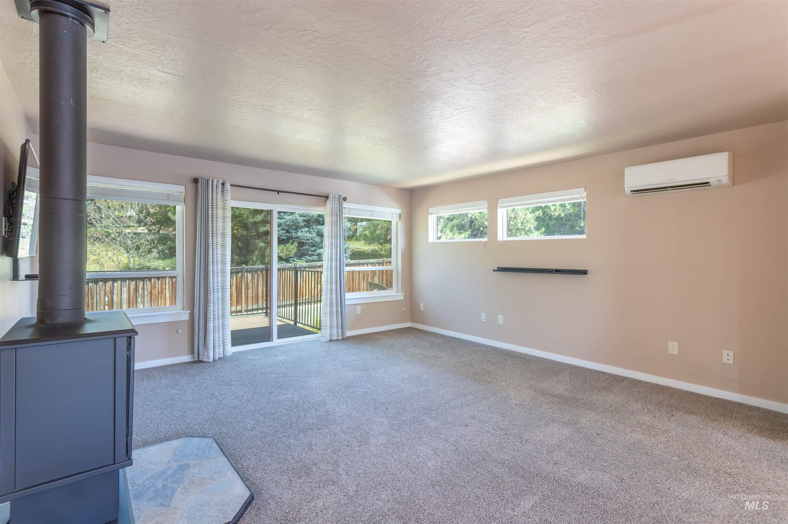 5802 E Woodcross Dr, Boise, Idaho 83716, 1 Bedroom, 1 Bathroom, Residential For Sale, Price $419,900, 98991958