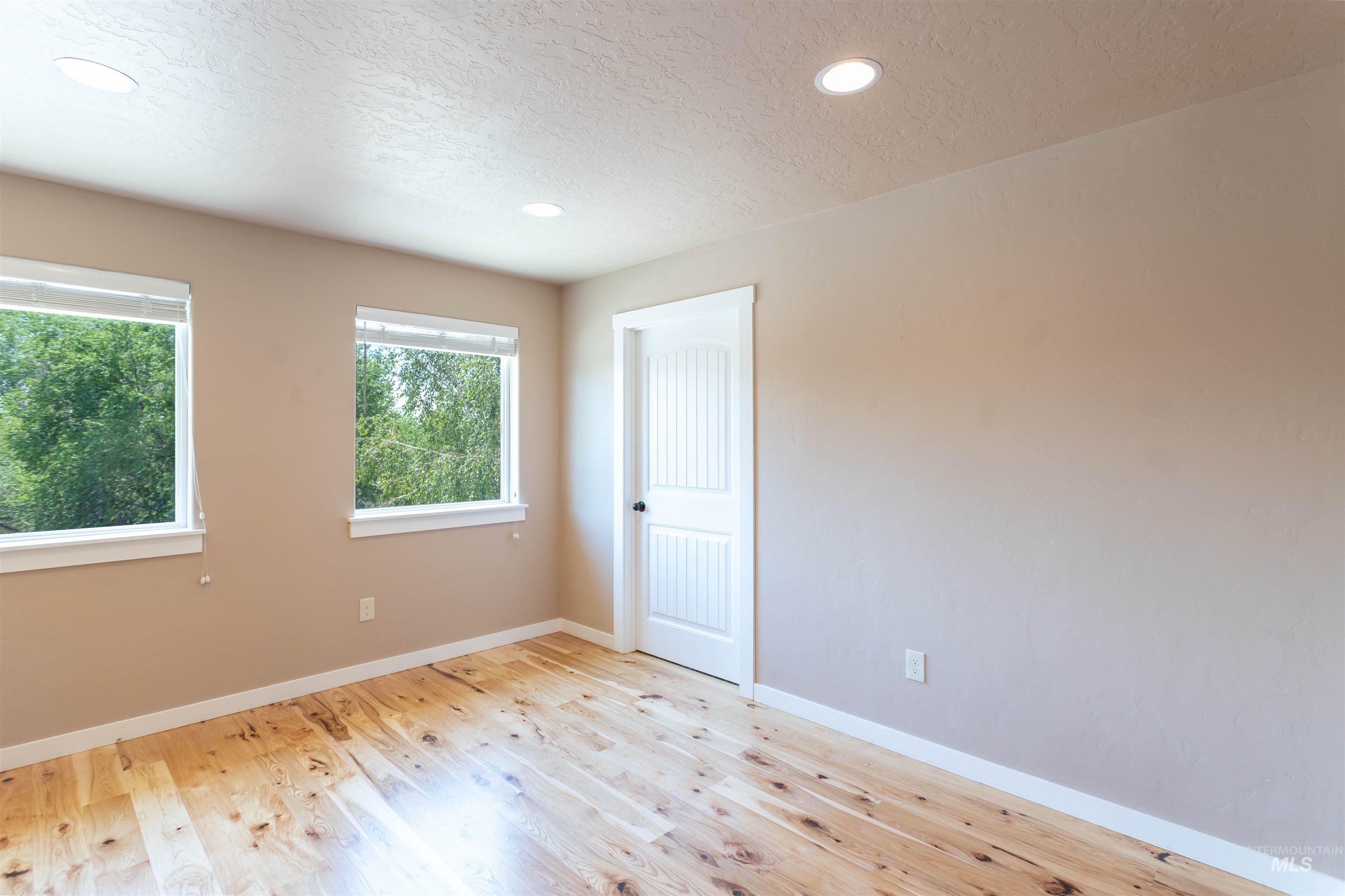 5802 E Woodcross Dr, Boise, Idaho 83716, 1 Bedroom, 1 Bathroom, Residential For Sale, Price $419,900, 98991958