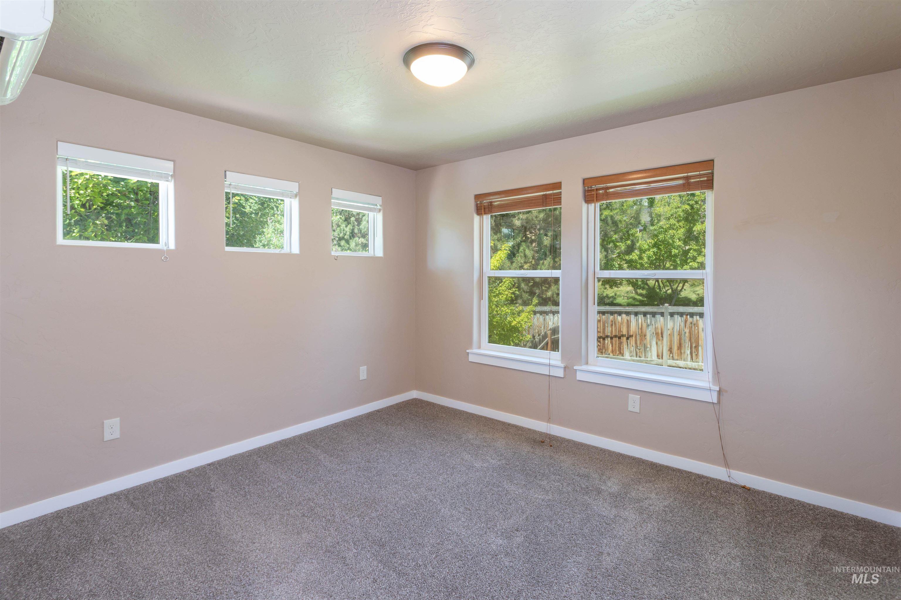 5802 E Woodcross Dr, Boise, Idaho 83716, 1 Bedroom, 1 Bathroom, Residential For Sale, Price $419,900, 98991958