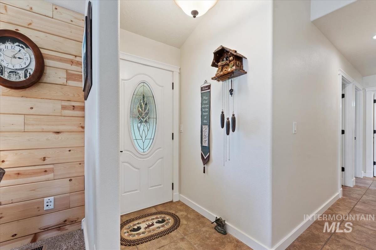 26 Quail Run, Garden Valley, Idaho 83622, 3 Bedrooms, 2 Bathrooms, Residential For Sale, Price $1,200,000, 98991962