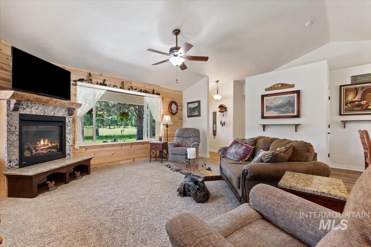 26 Quail Run, Garden Valley, Idaho 83622, 3 Bedrooms, 2 Bathrooms, Residential For Sale, Price $1,200,000, 98991962
