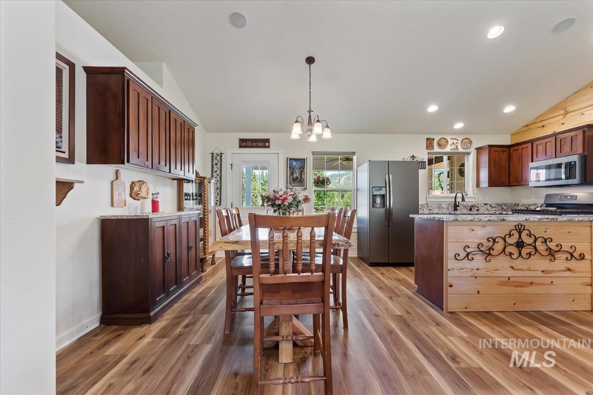 26 Quail Run, Garden Valley, Idaho 83622, 3 Bedrooms, 2 Bathrooms, Residential For Sale, Price $1,200,000, 98991962