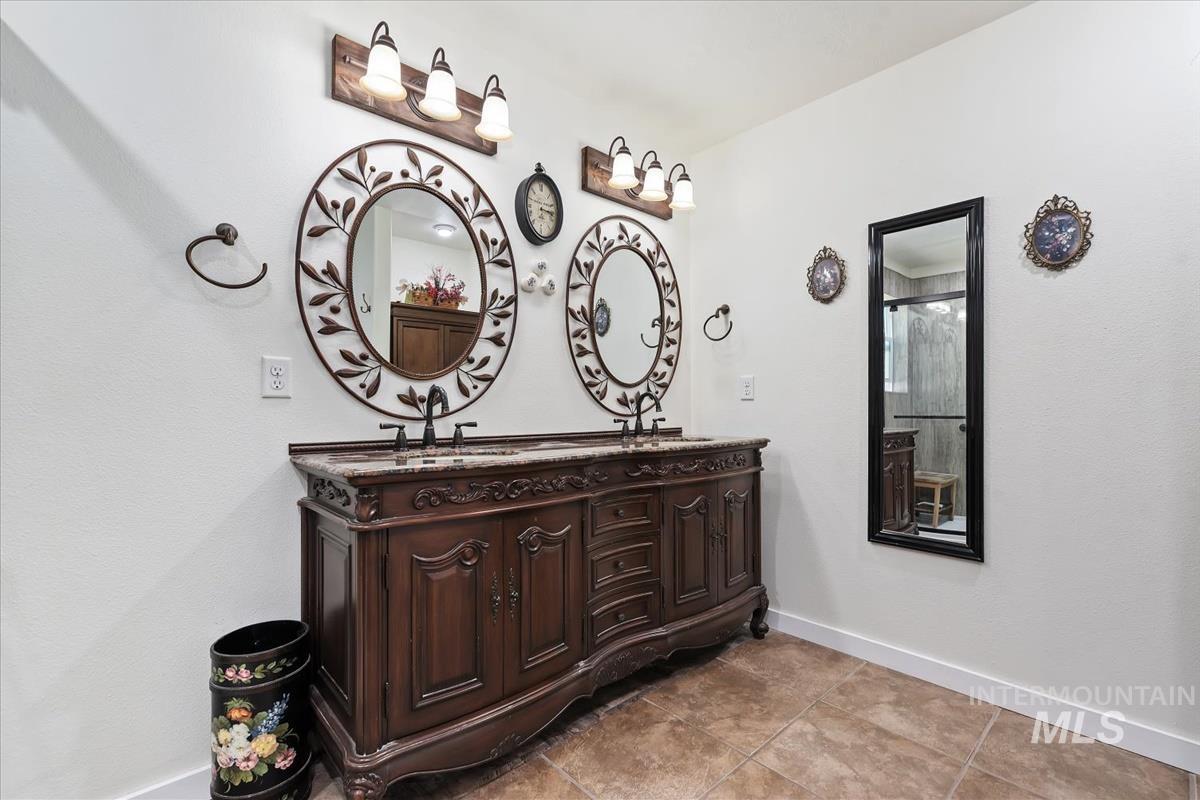 26 Quail Run, Garden Valley, Idaho 83622, 3 Bedrooms, 2 Bathrooms, Residential For Sale, Price $1,200,000, 98991962