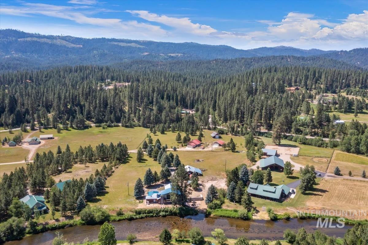26 Quail Run, Garden Valley, Idaho 83622, 3 Bedrooms, 2 Bathrooms, Residential For Sale, Price $1,200,000, 98991962