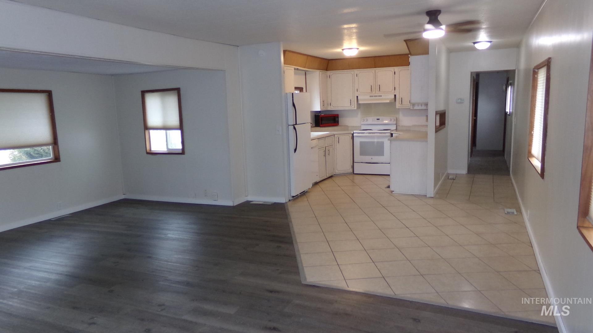913 Preston Ave, Lewiston, Idaho 83501, 2 Bedrooms, 1.5 Bathrooms, Residential For Sale, Price $74,900, 98991964