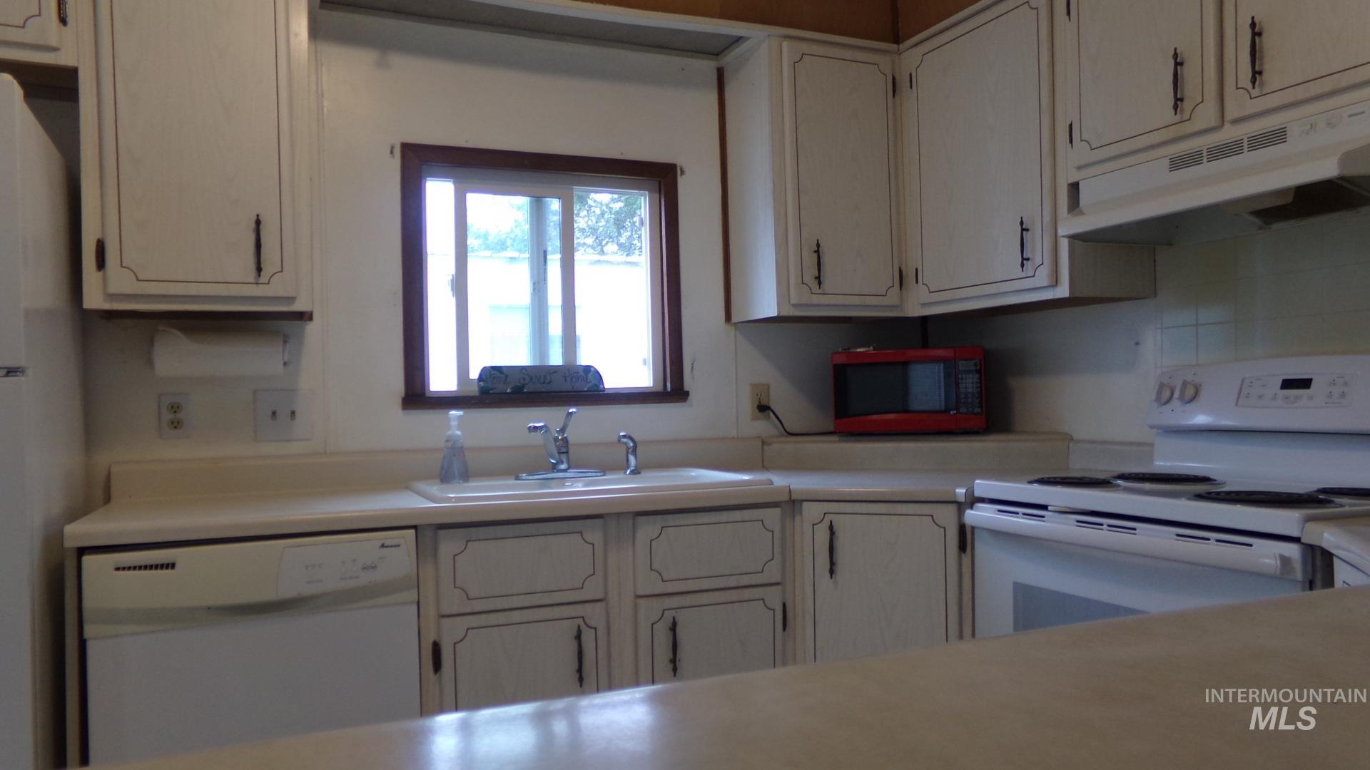 913 Preston Ave, Lewiston, Idaho 83501, 2 Bedrooms, 1.5 Bathrooms, Residential For Sale, Price $74,900, 98991964